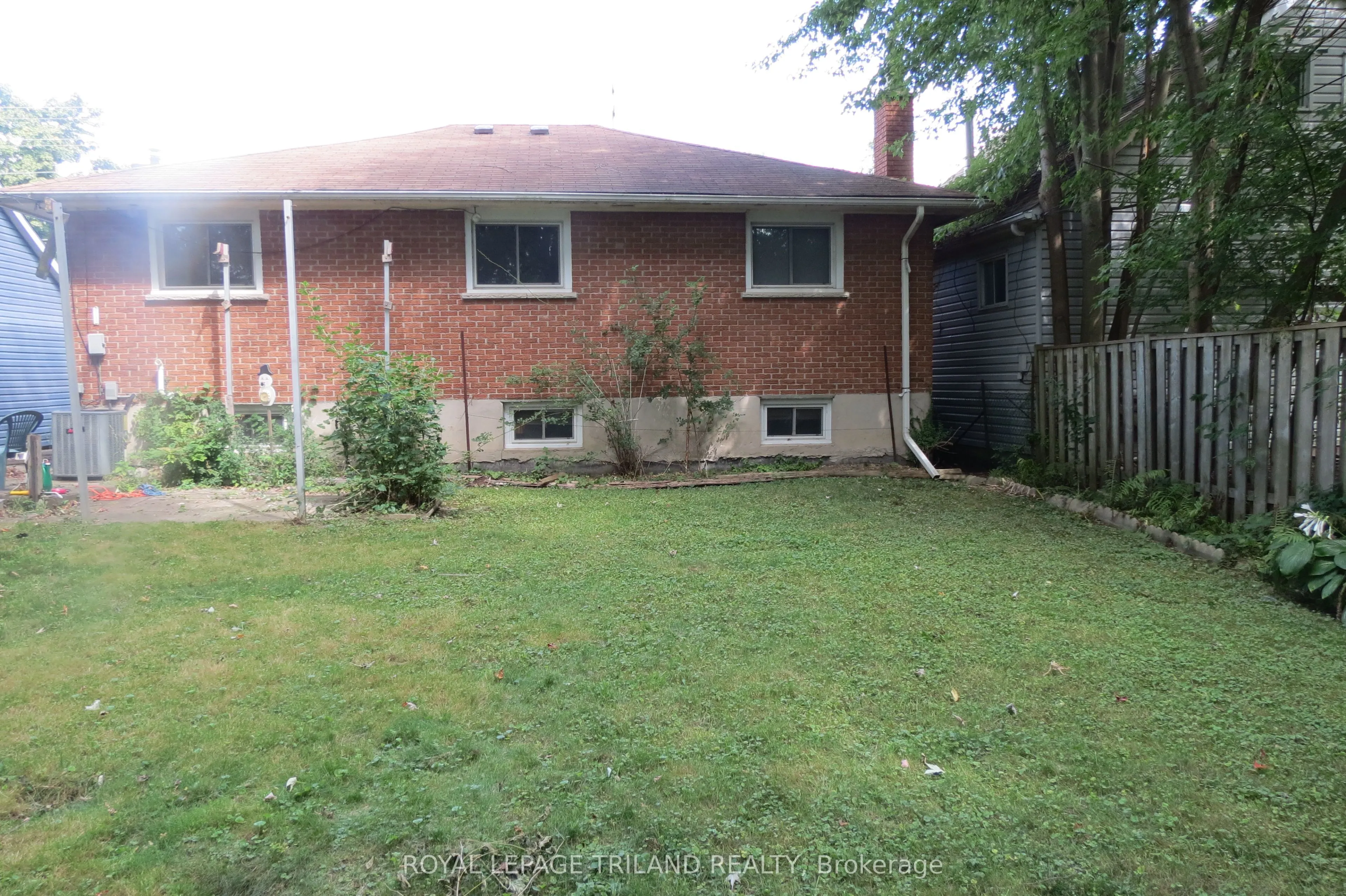 17 Clemens Street