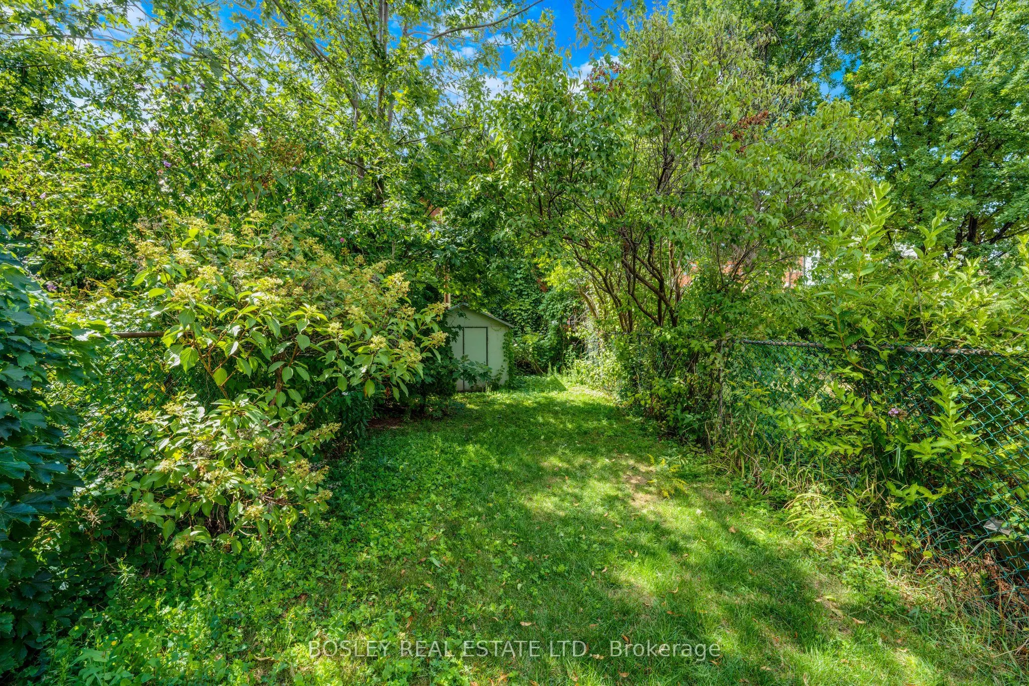 175 MacNab Street N