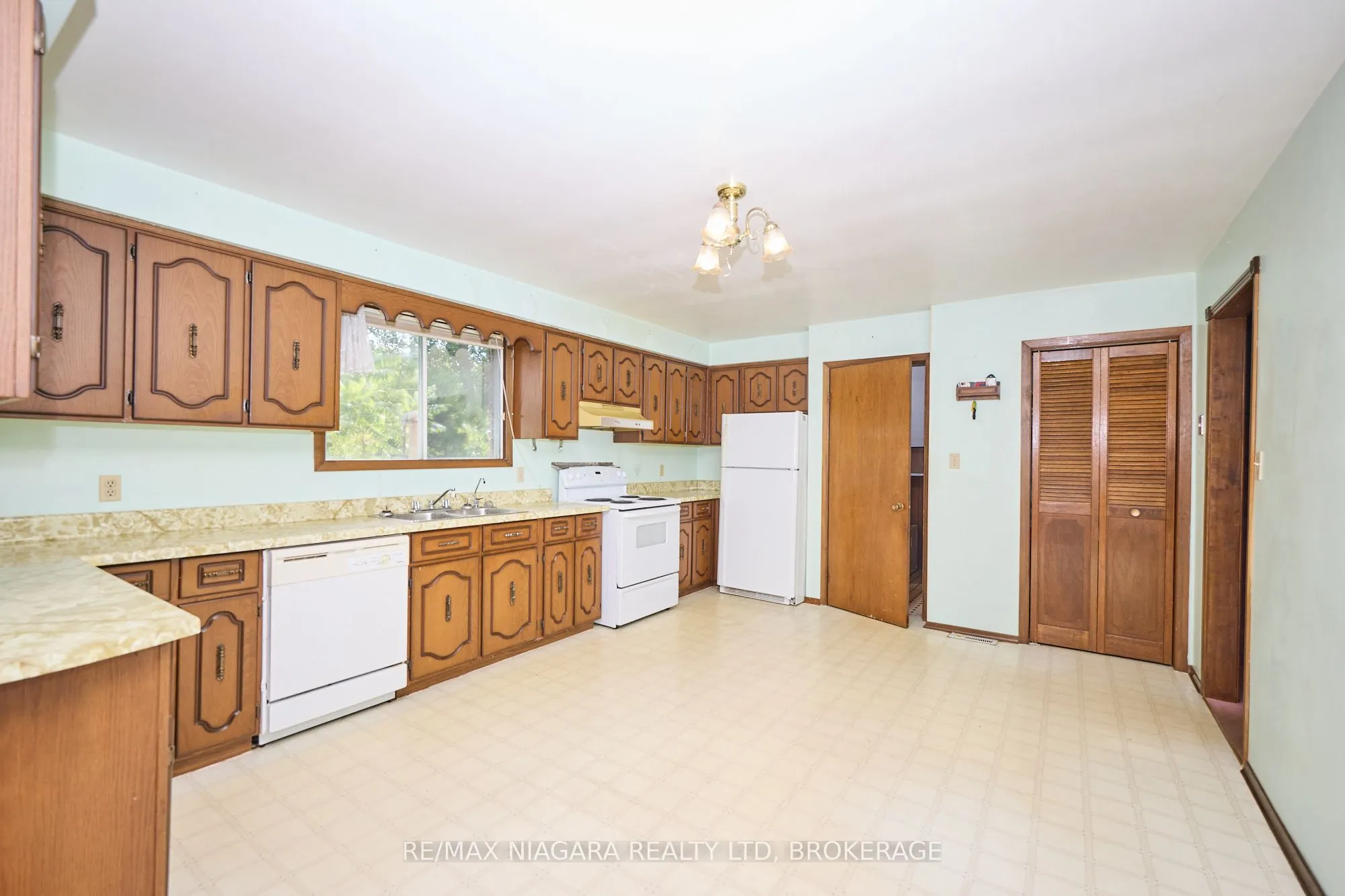 228 Doans Ridge Road