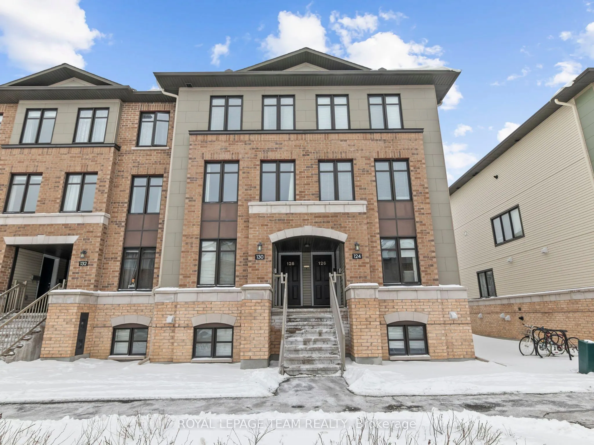 128 Bluestone Private, #42