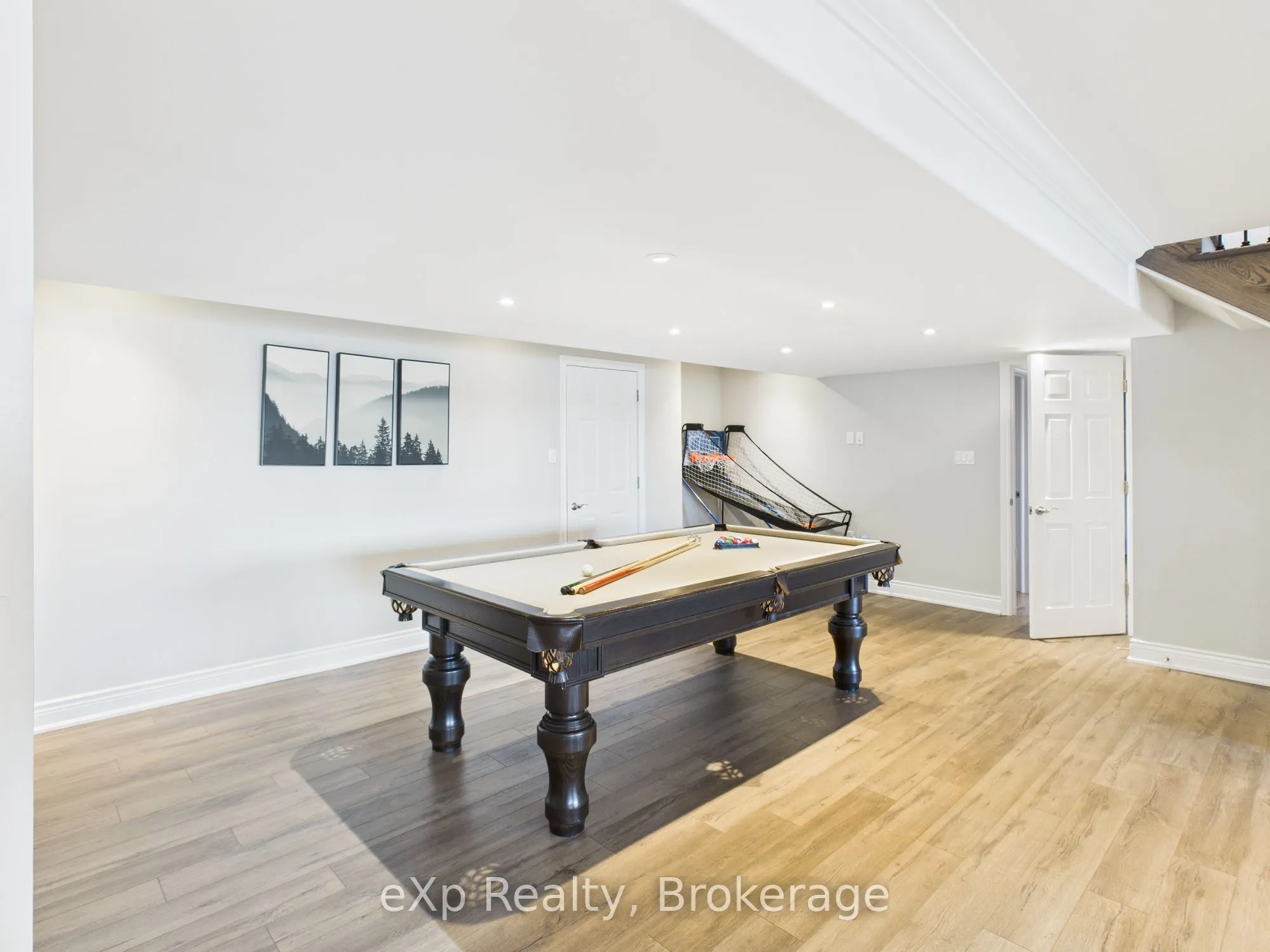 197 Balmy Beach Road