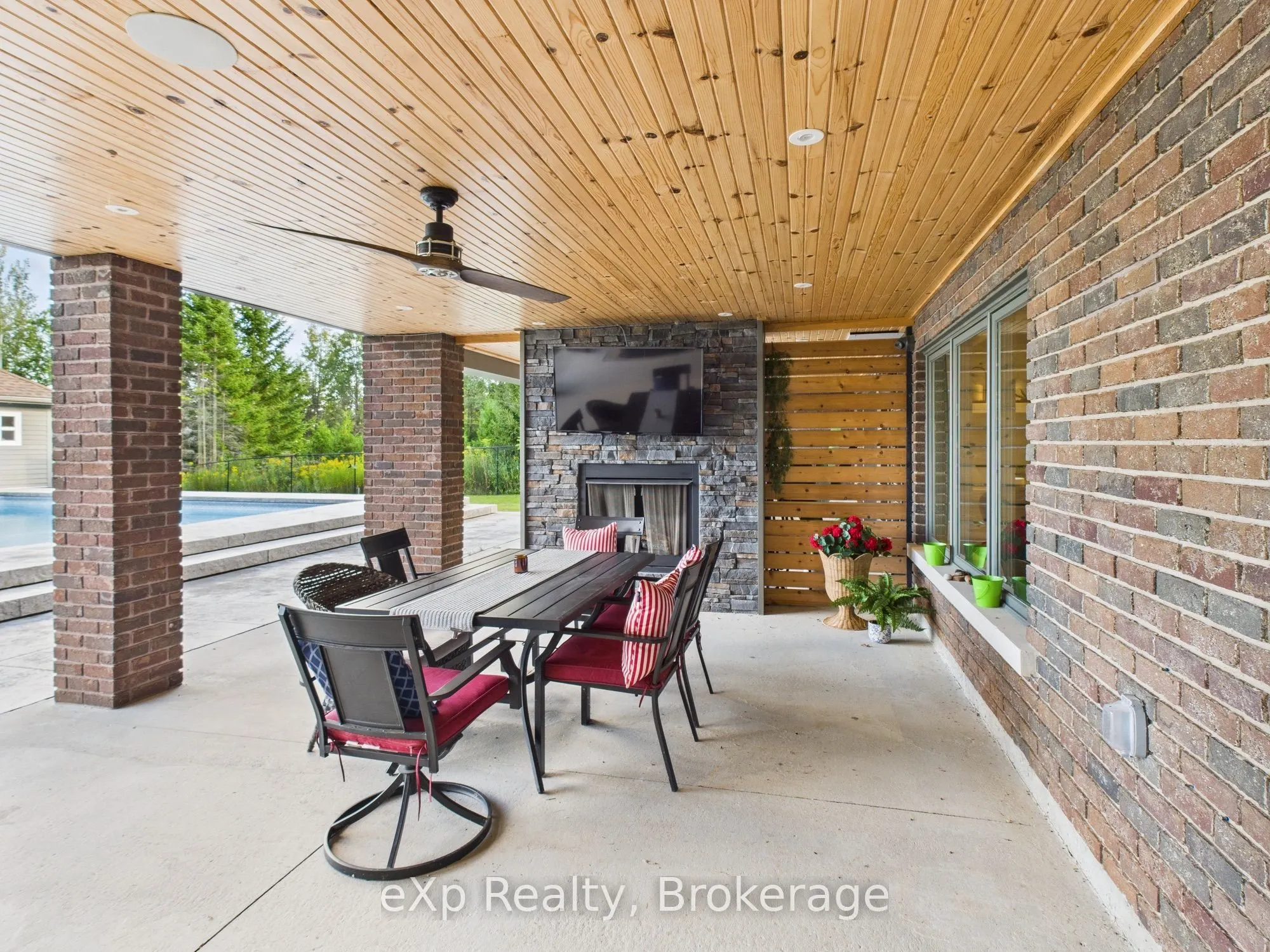 197 Balmy Beach Road