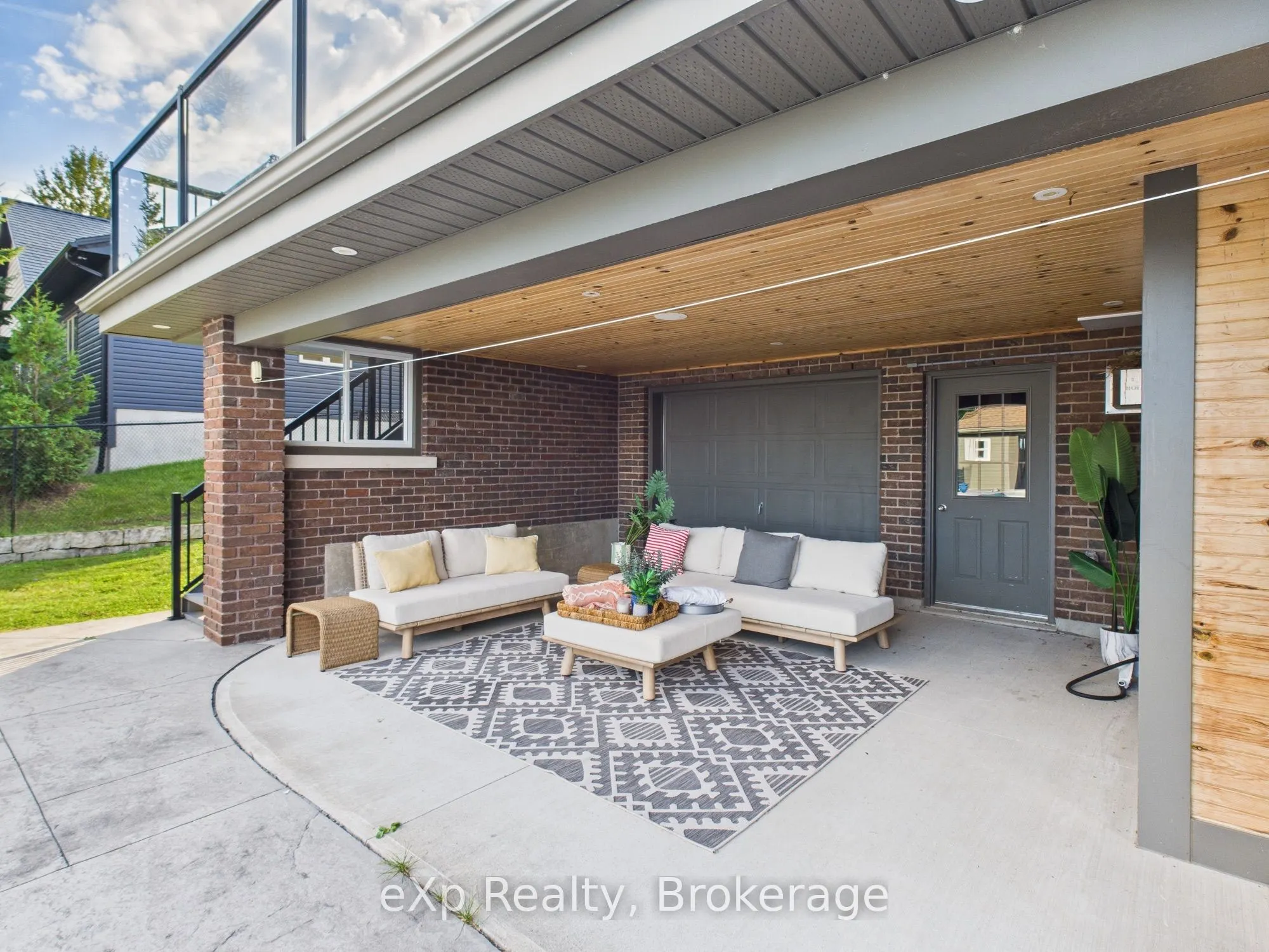 197 Balmy Beach Road