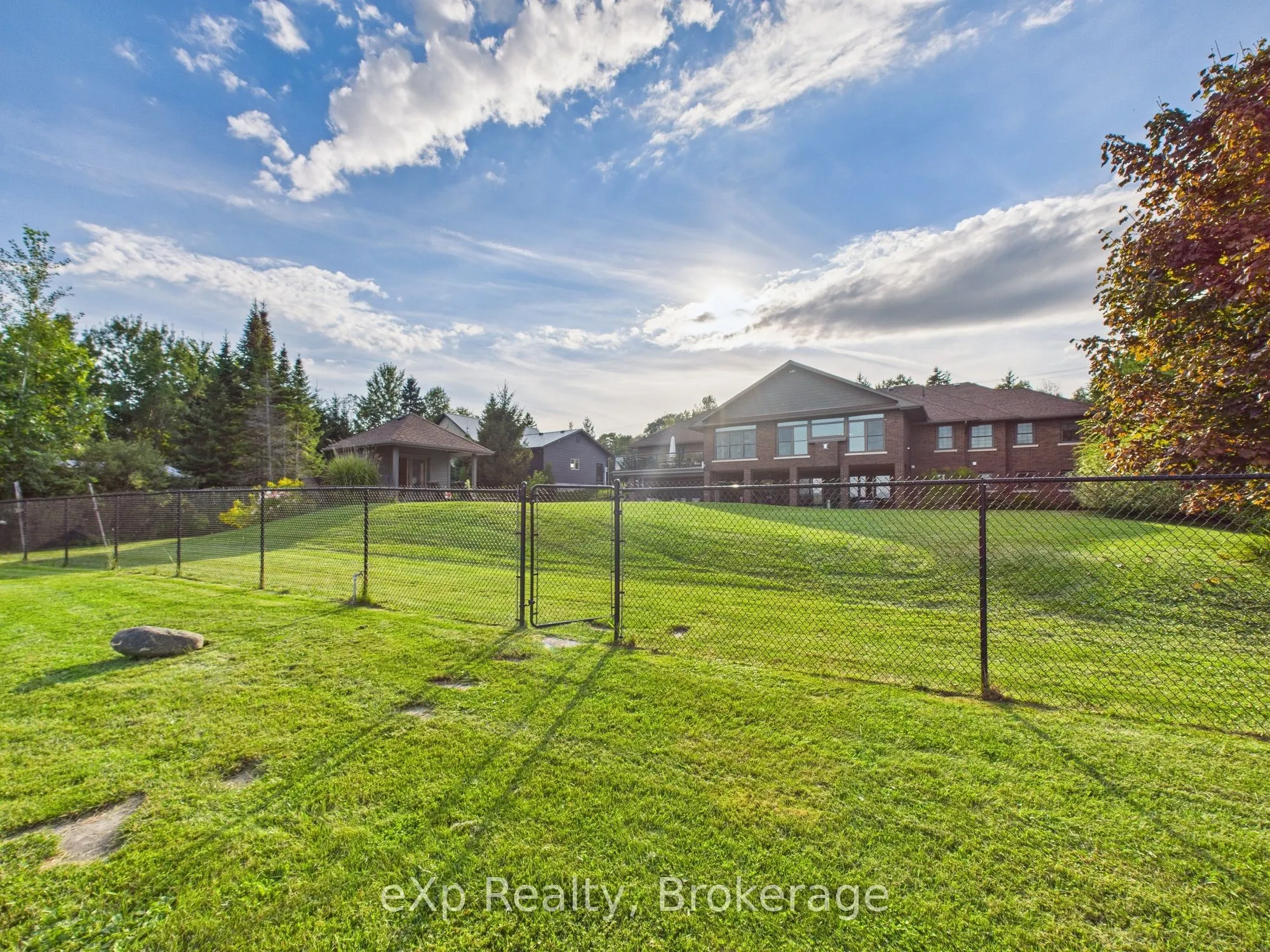 197 Balmy Beach Road