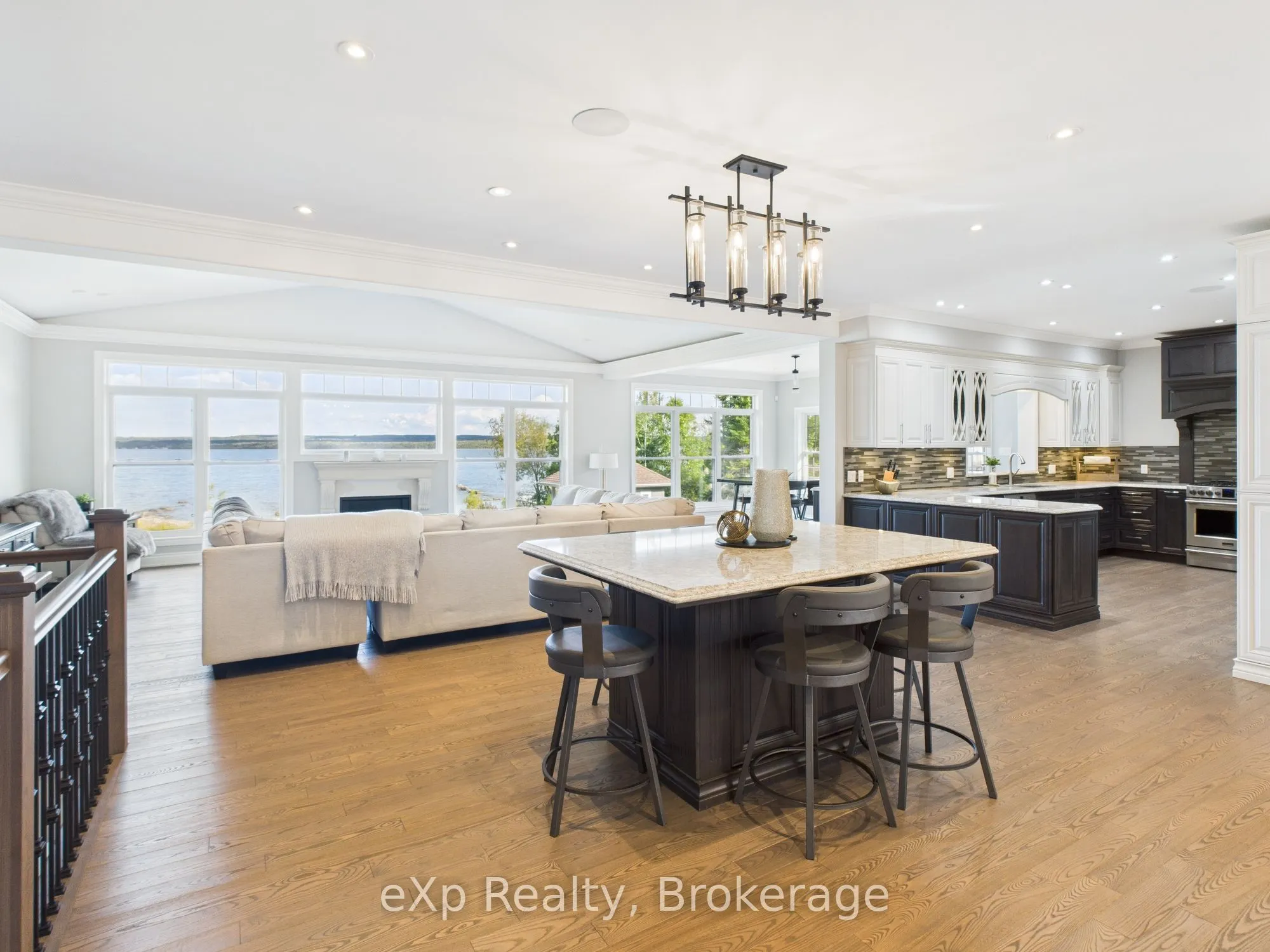 197 Balmy Beach Road