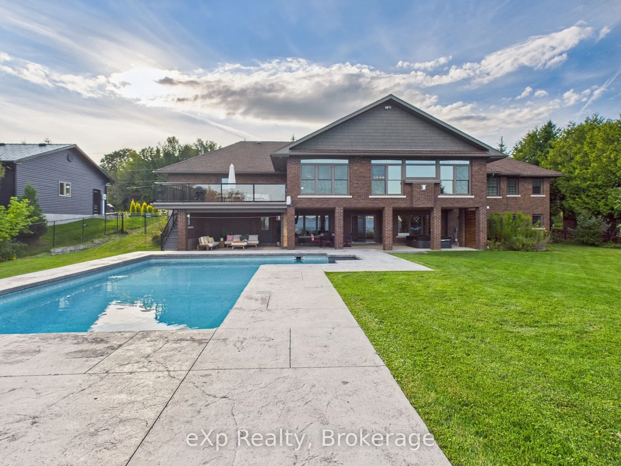 197 Balmy Beach Road