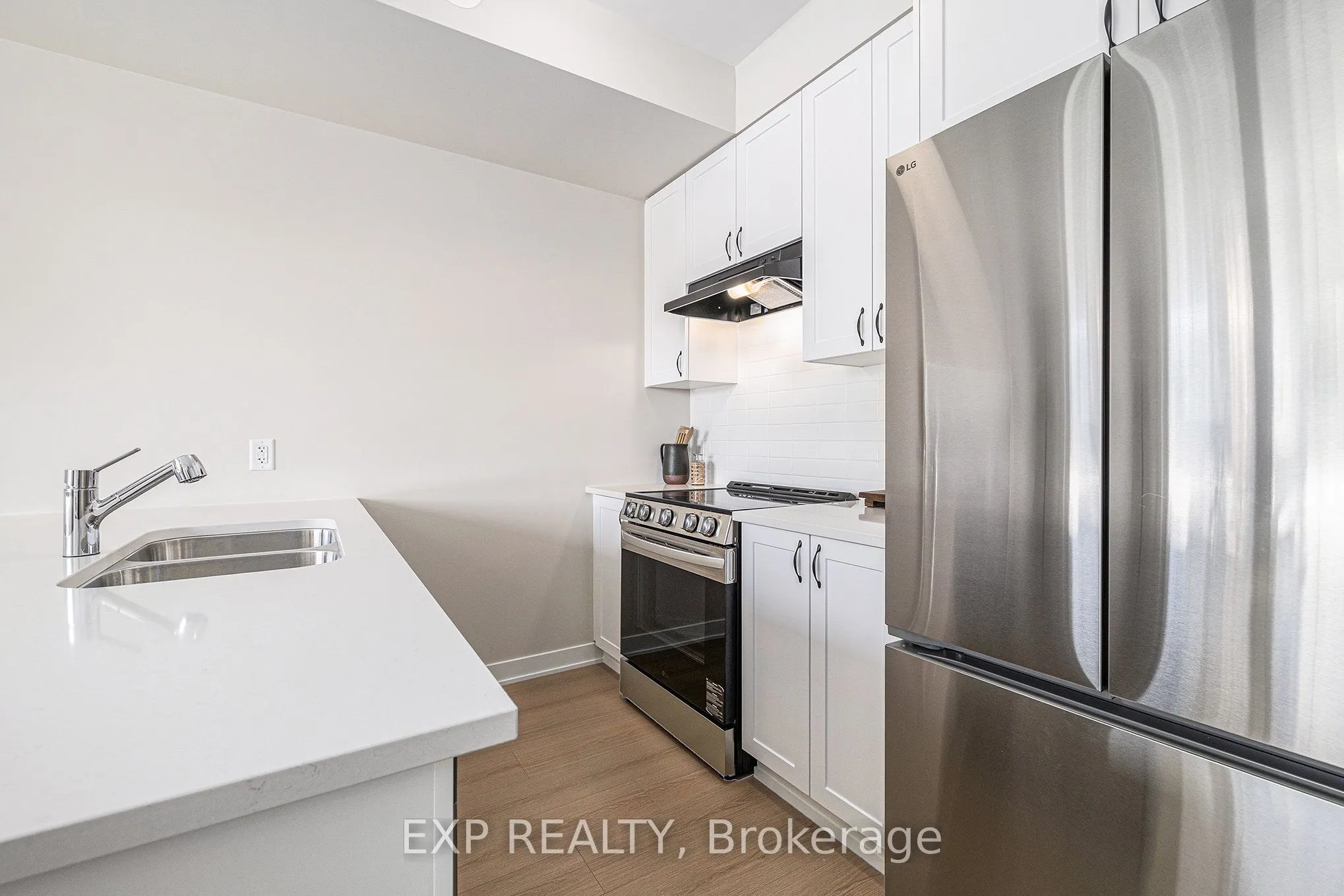 422 Mishi Private, #422