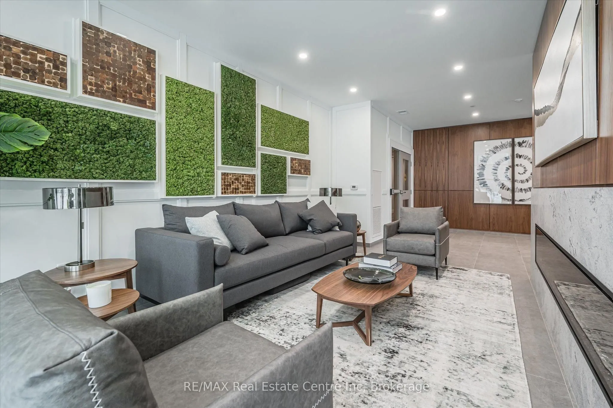 1880 Gordon Street, #1010