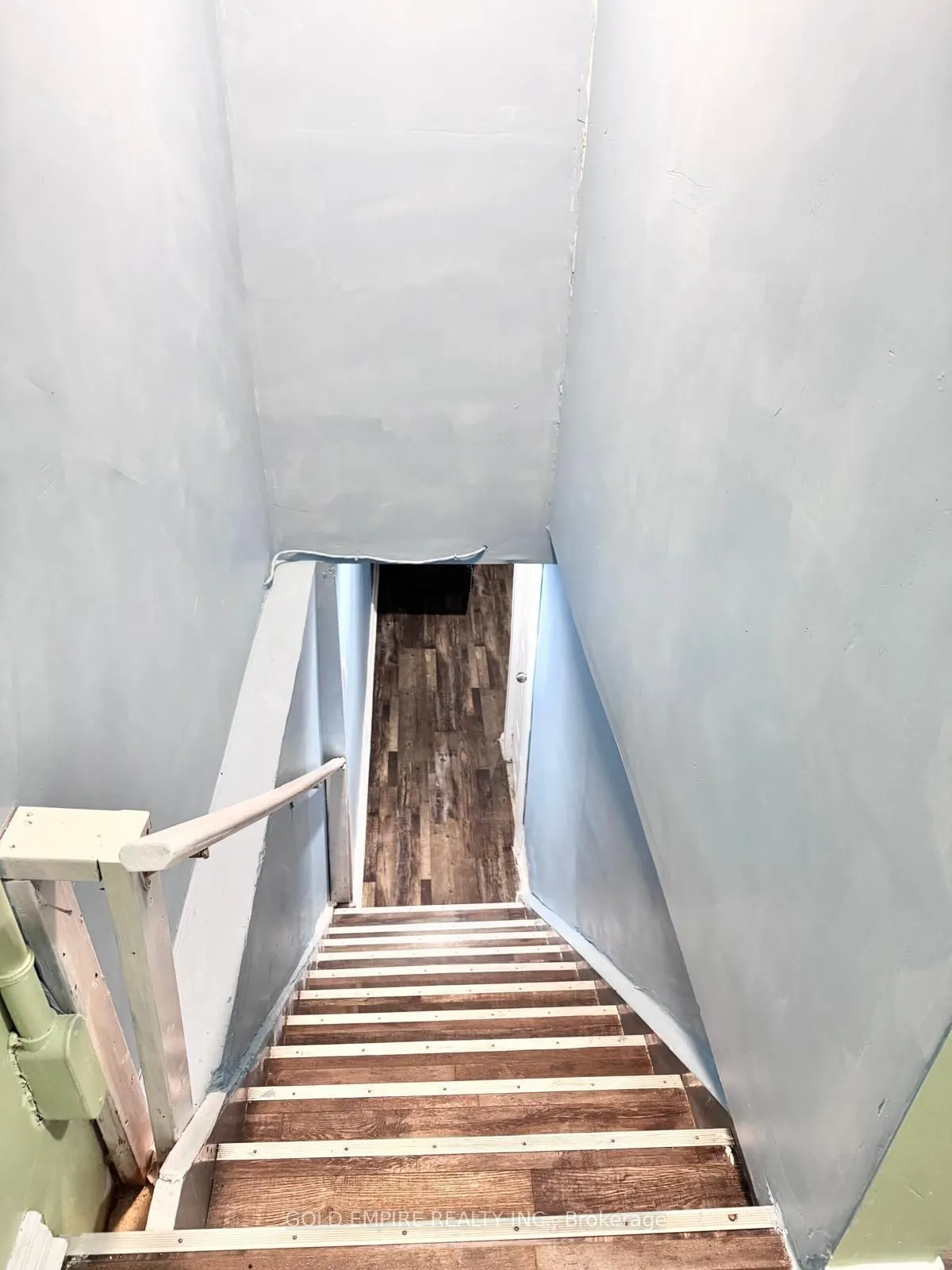 465 Second Street