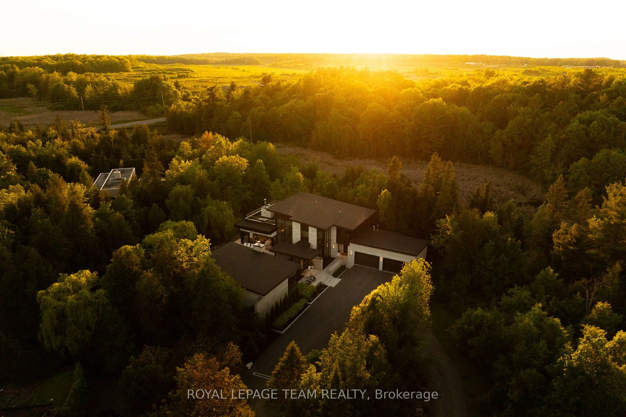 20 Kanata Rockeries