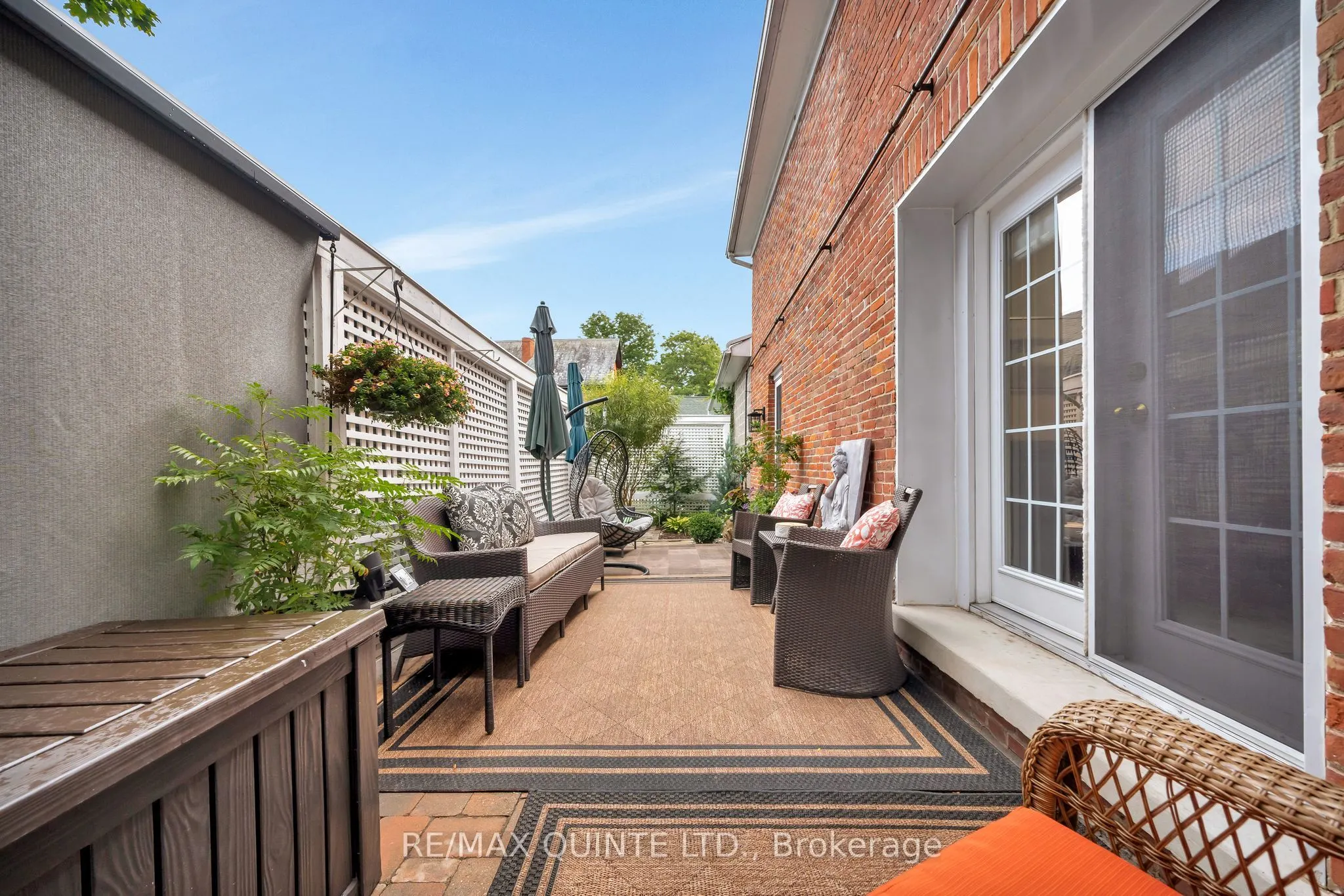 99 Bridge Street E, #5