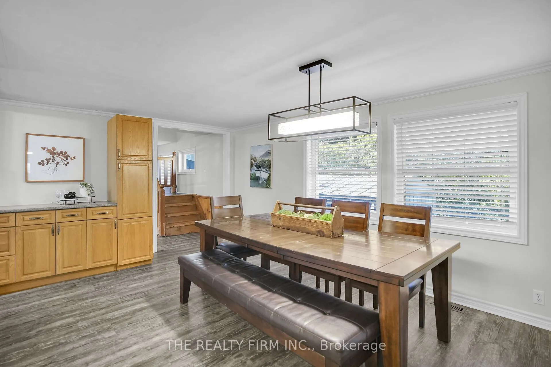 3692 BEVERLY Glen