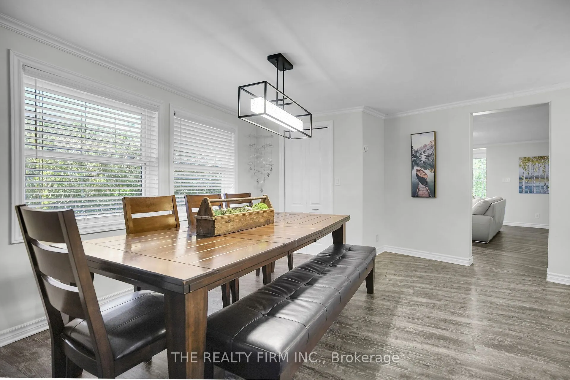 3692 BEVERLY Glen