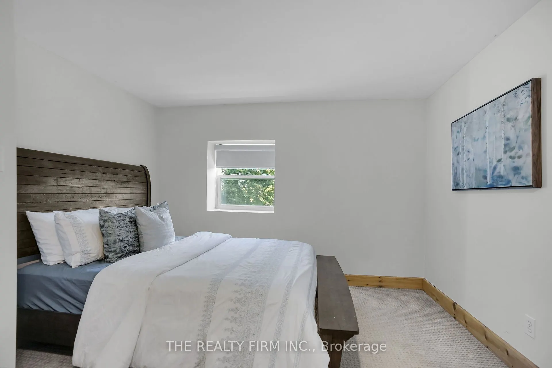 3692 BEVERLY Glen