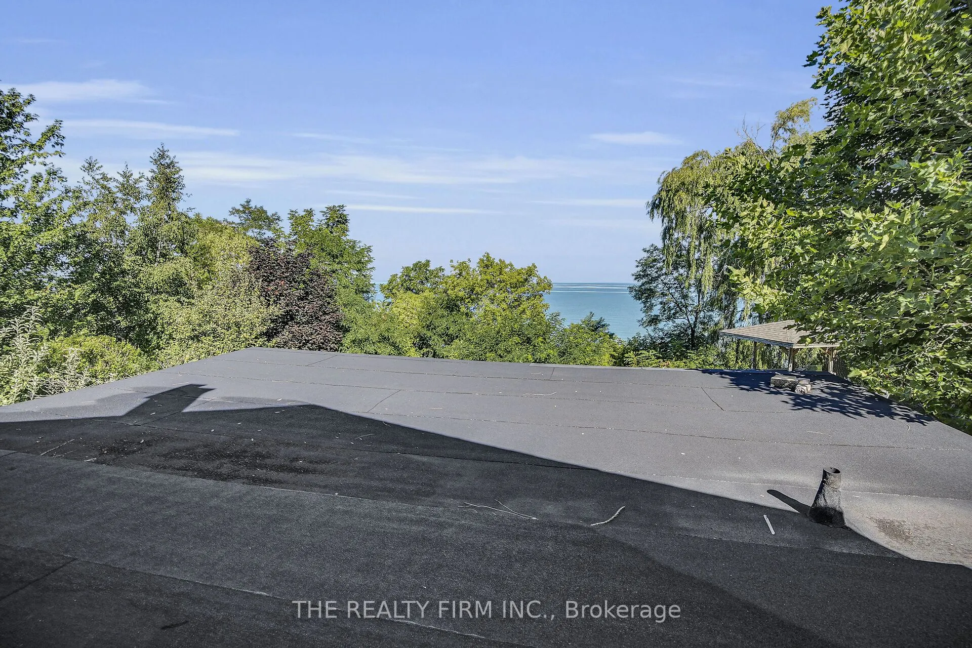 3692 BEVERLY Glen