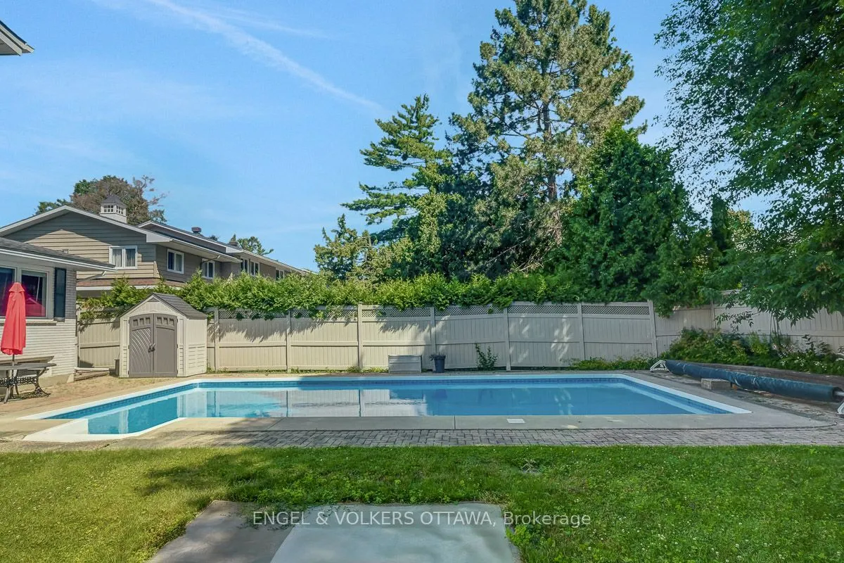 3 Mohawk Crescent