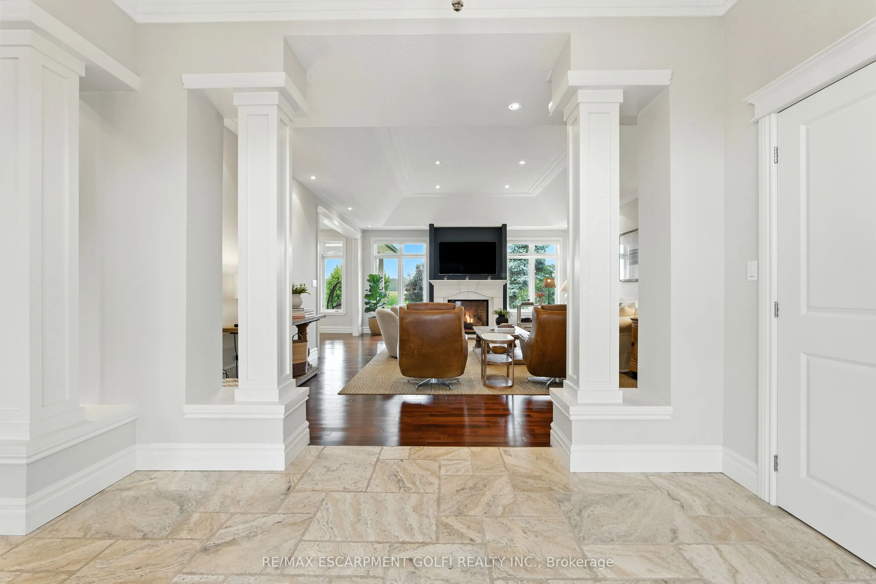 56 Gatepost Place