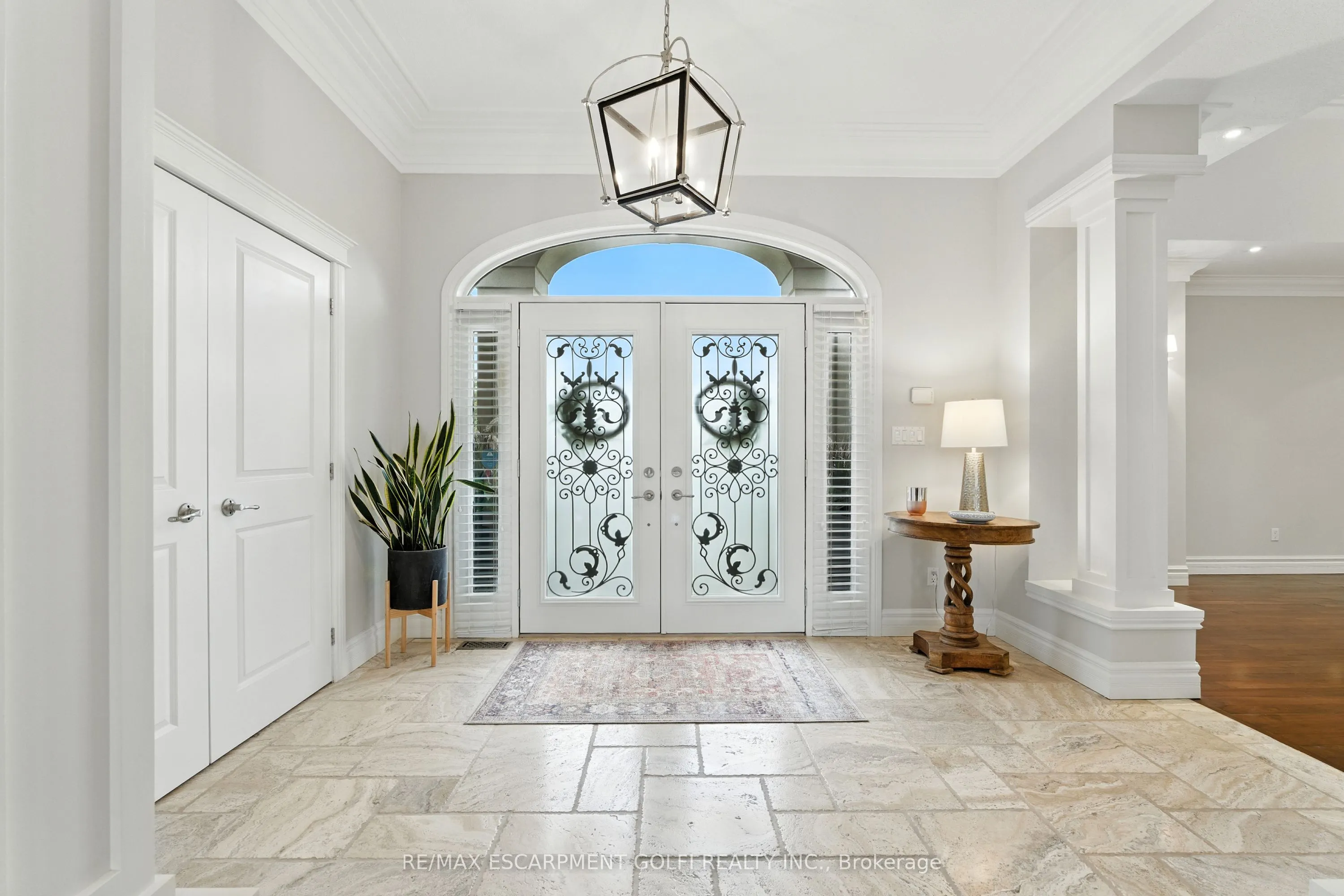56 Gatepost Place