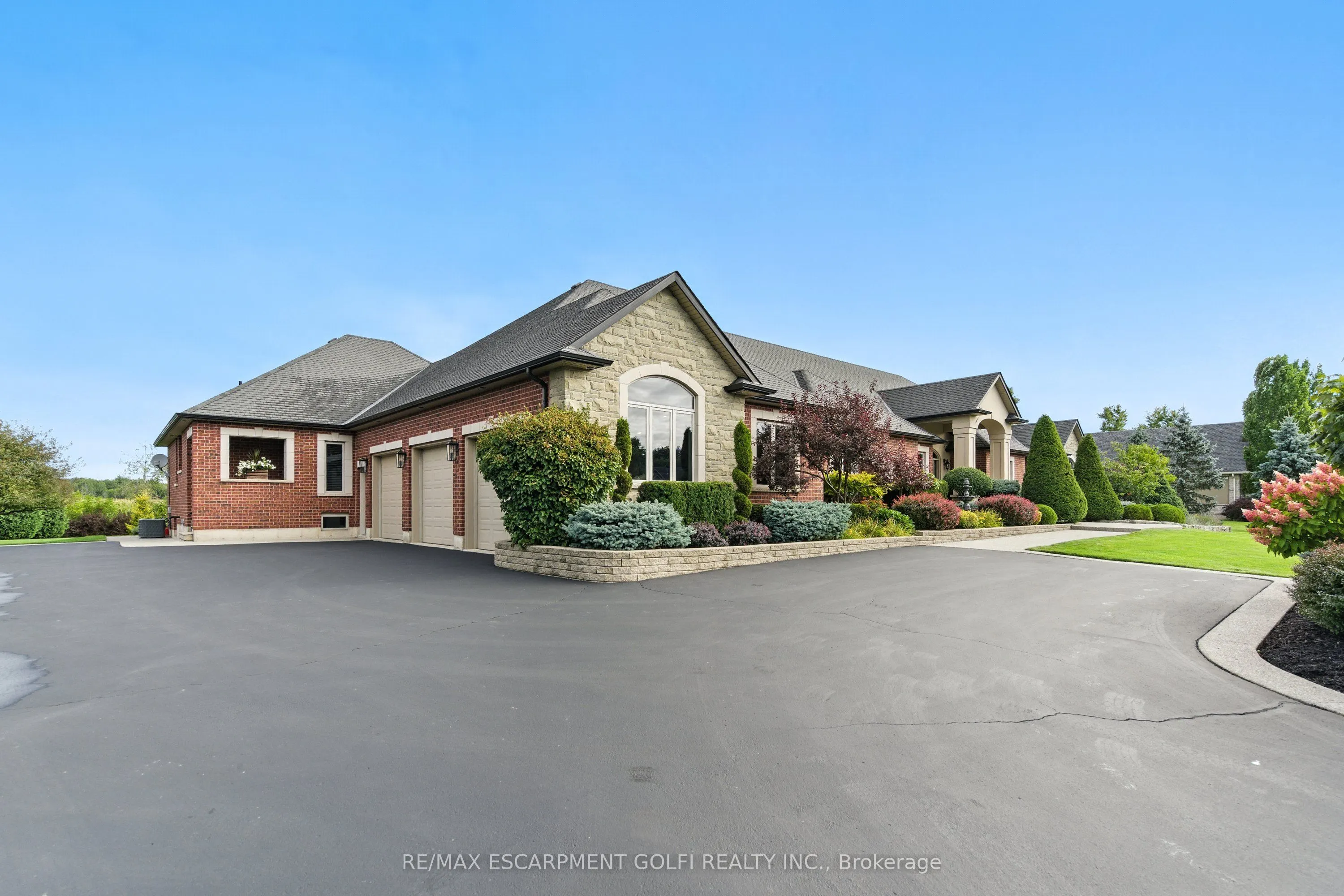 56 Gatepost Place