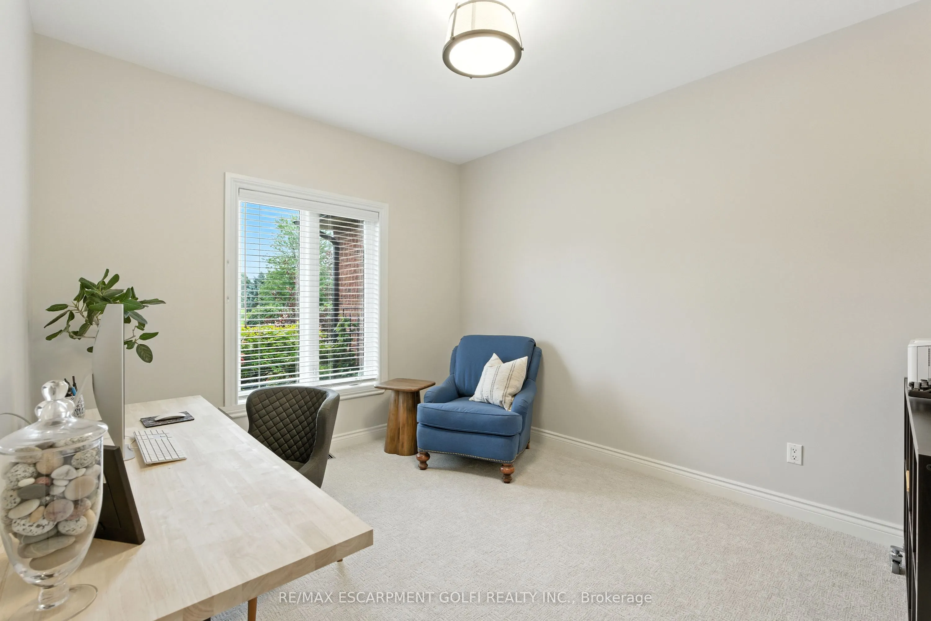 56 Gatepost Place