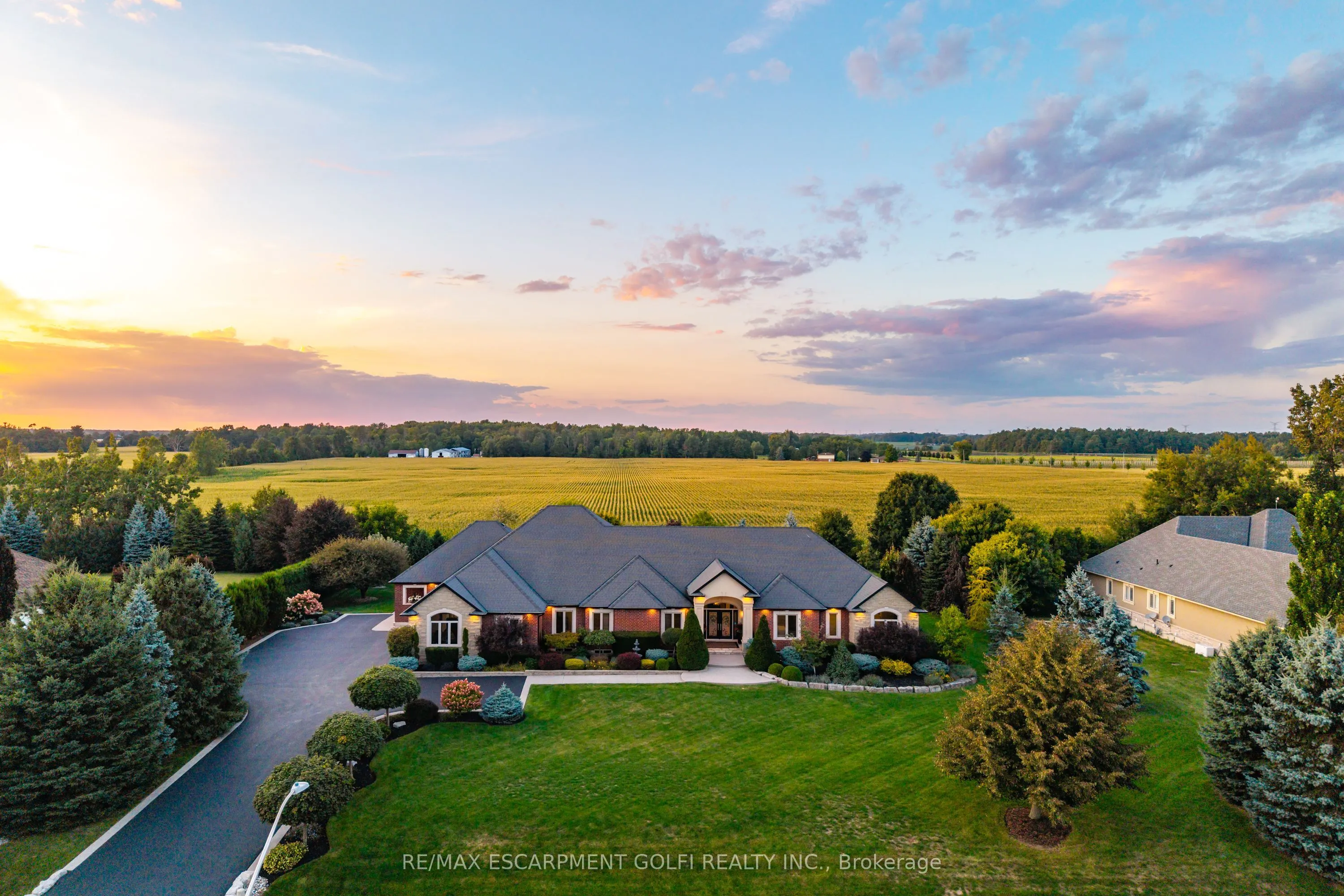 56 Gatepost Place