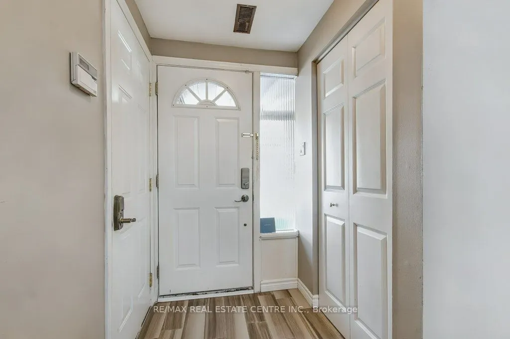230 Blair Road, #7