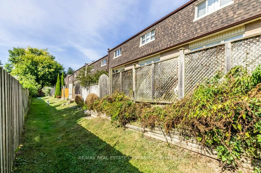 230 Blair Road, #7