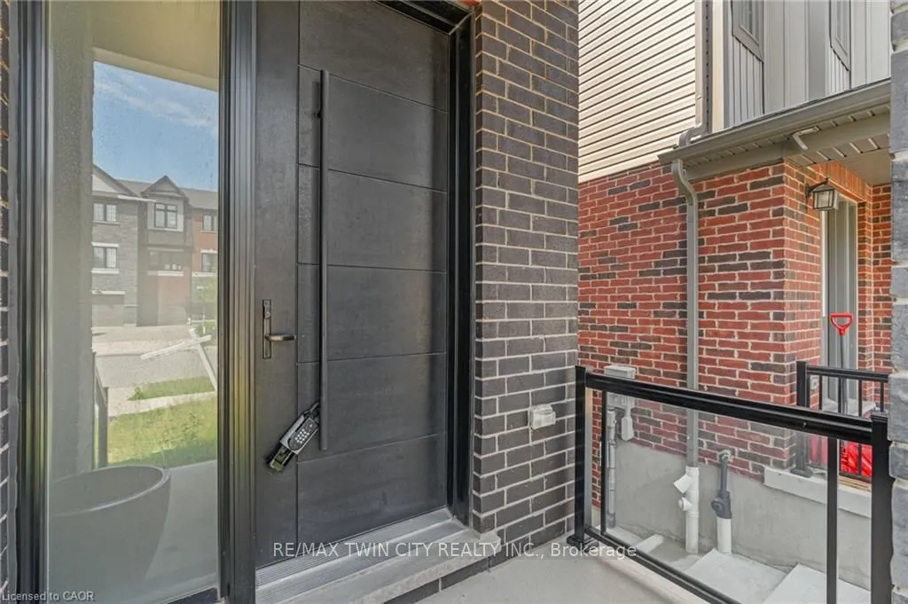 34 SPORTSMAN HILL Street