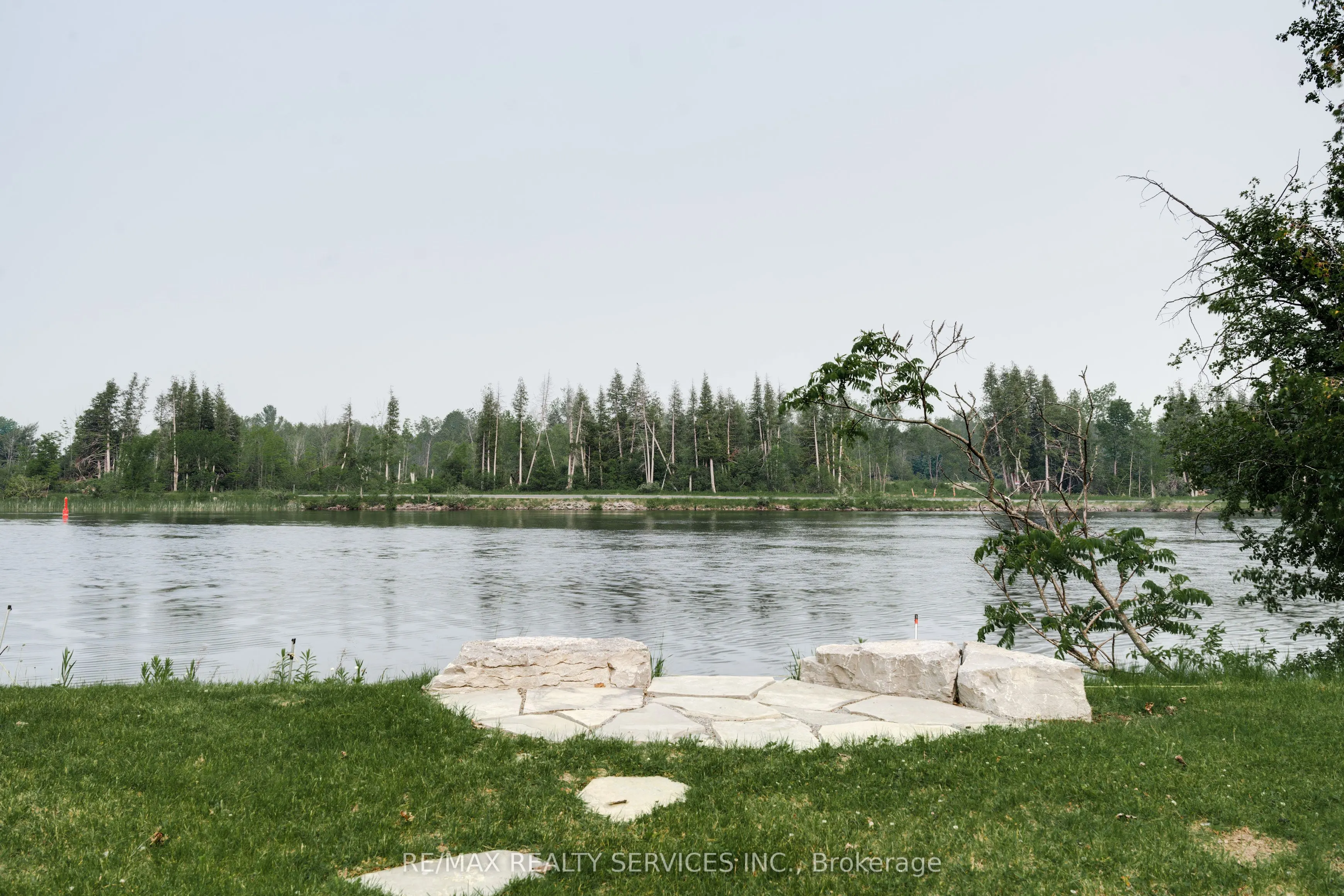885 Glen Cedar Drive