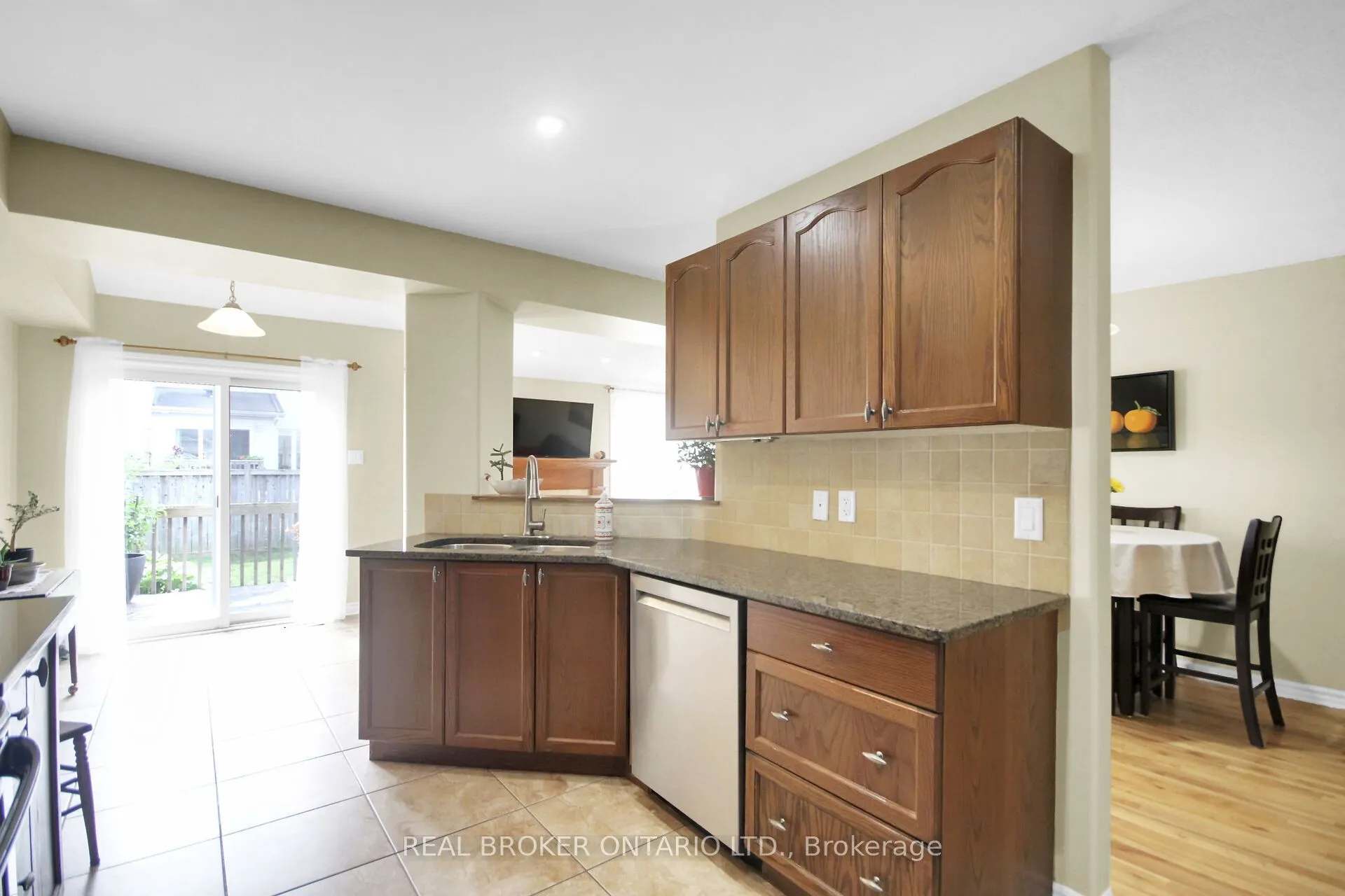 181 Talltree Crescent