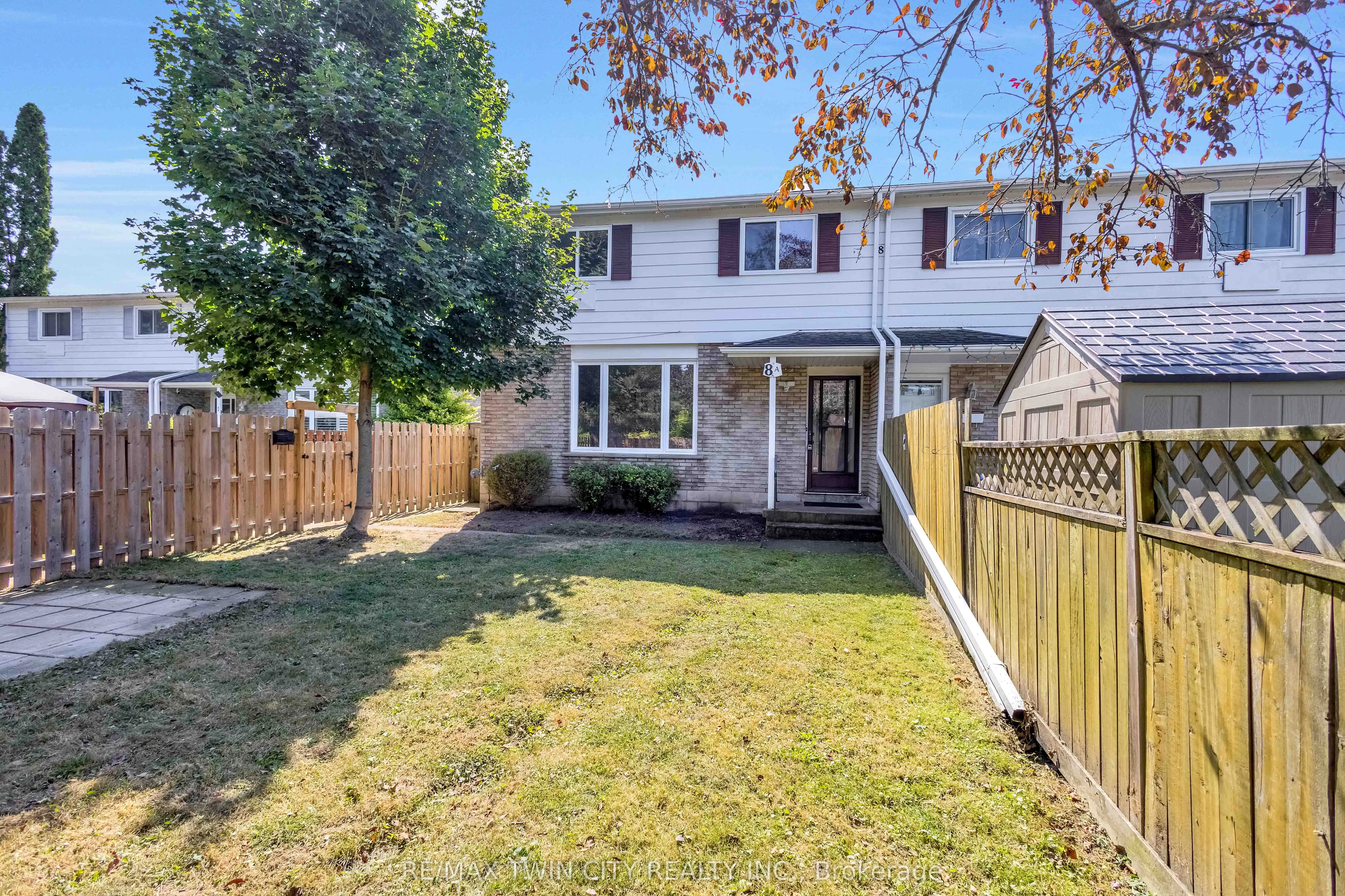 8 Oakhill Drive, #A