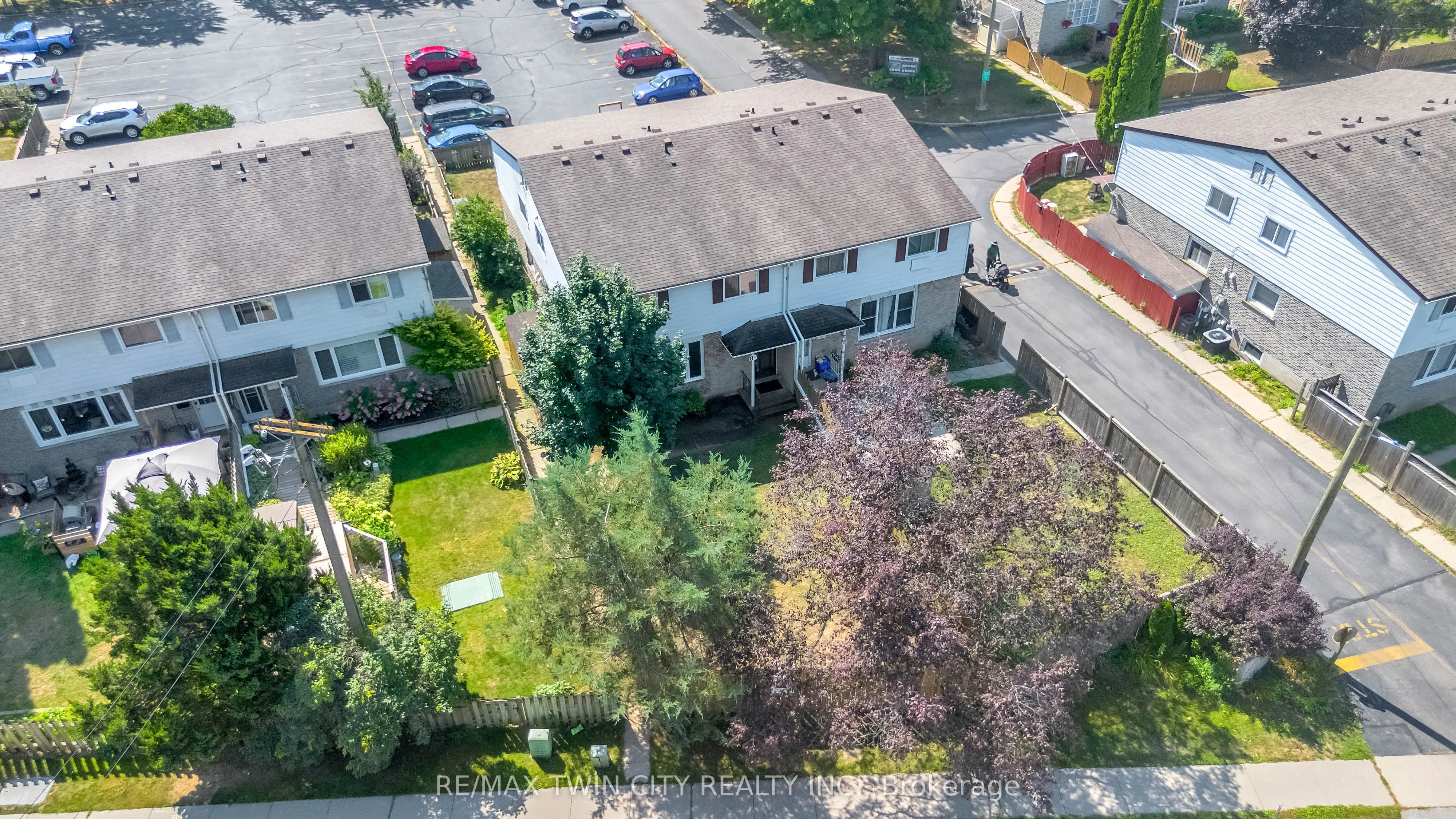 8 Oakhill Drive, #A