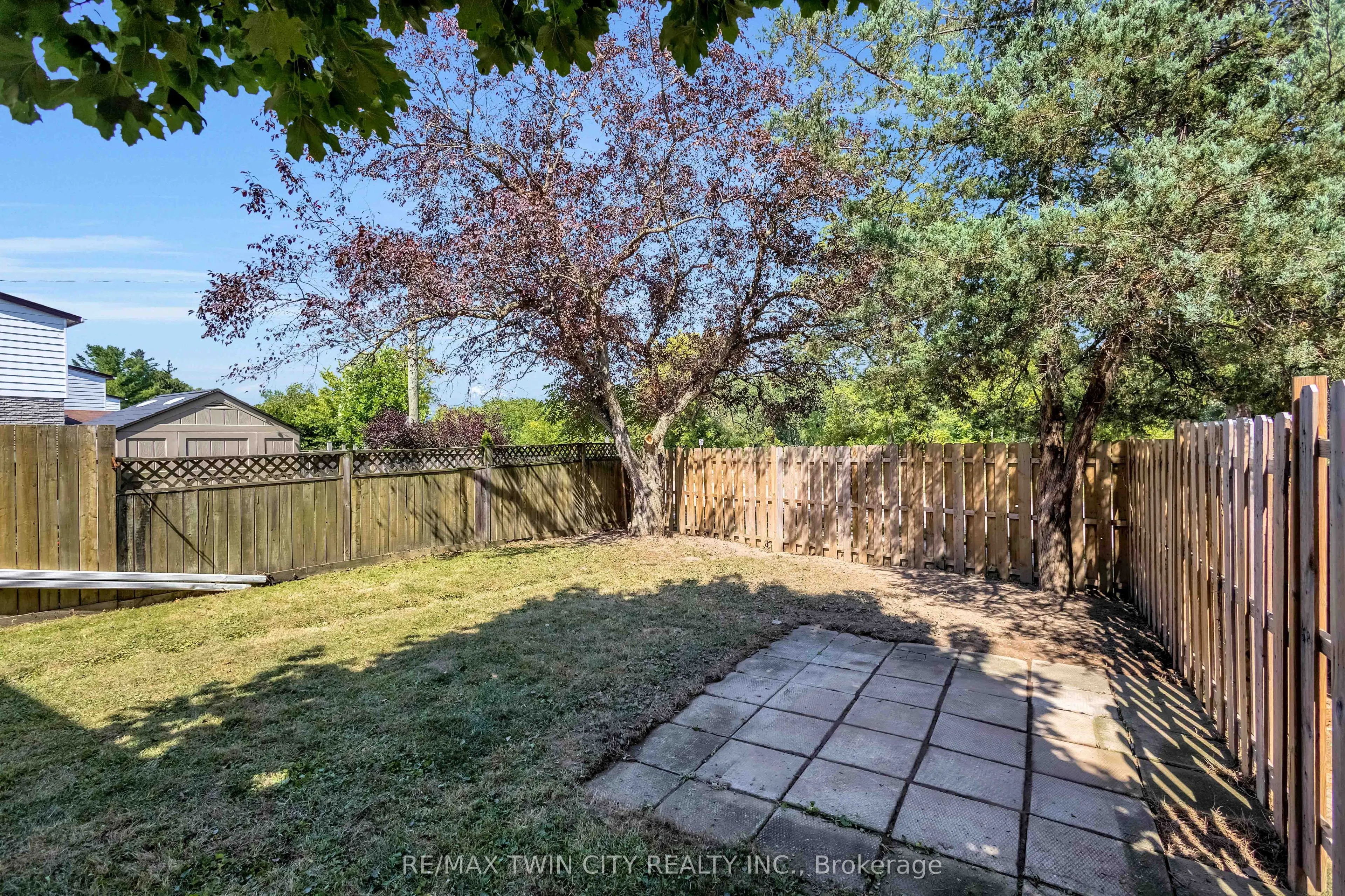 8 Oakhill Drive, #A