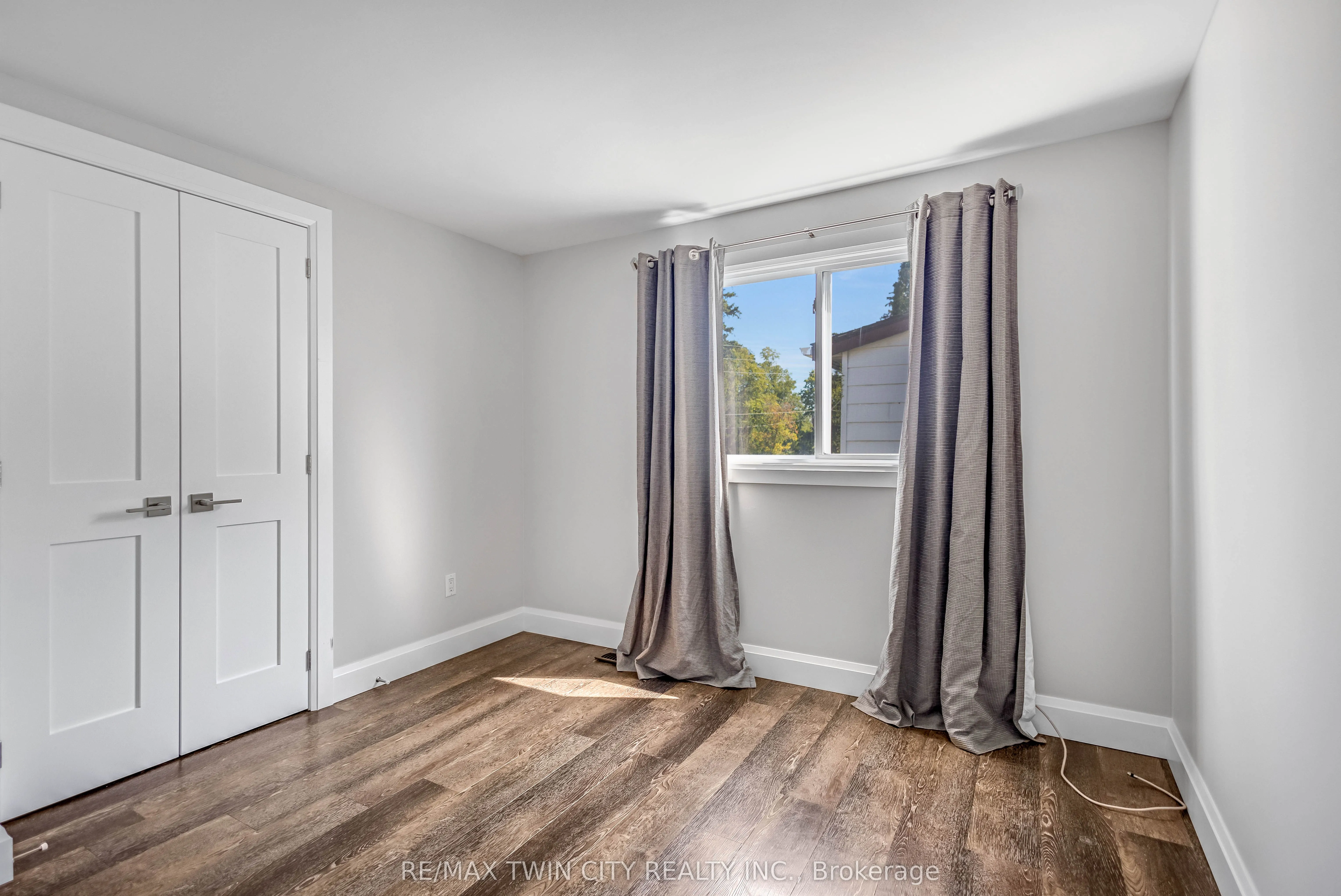 8 Oakhill Drive, #A