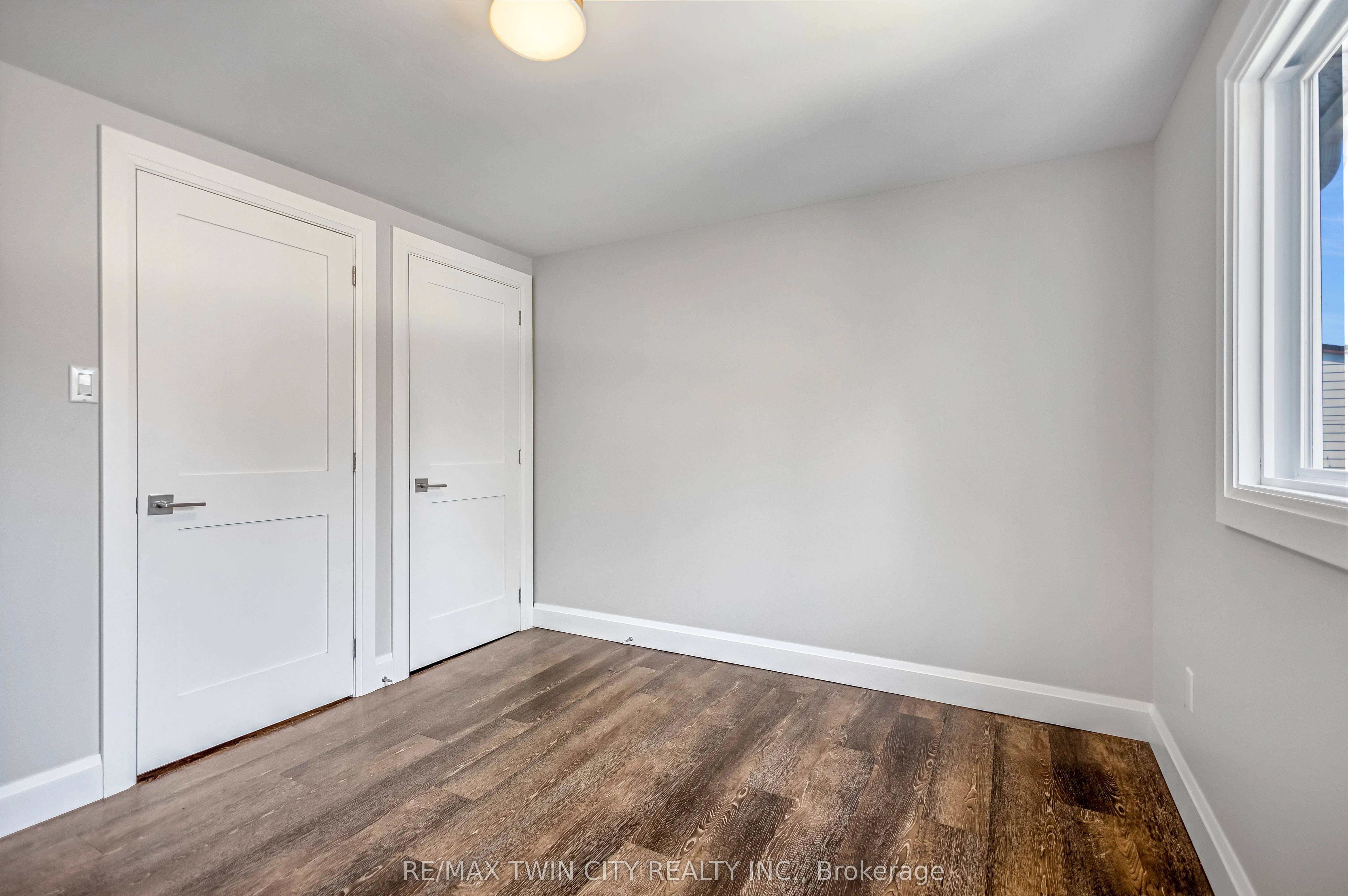 8 Oakhill Drive, #A