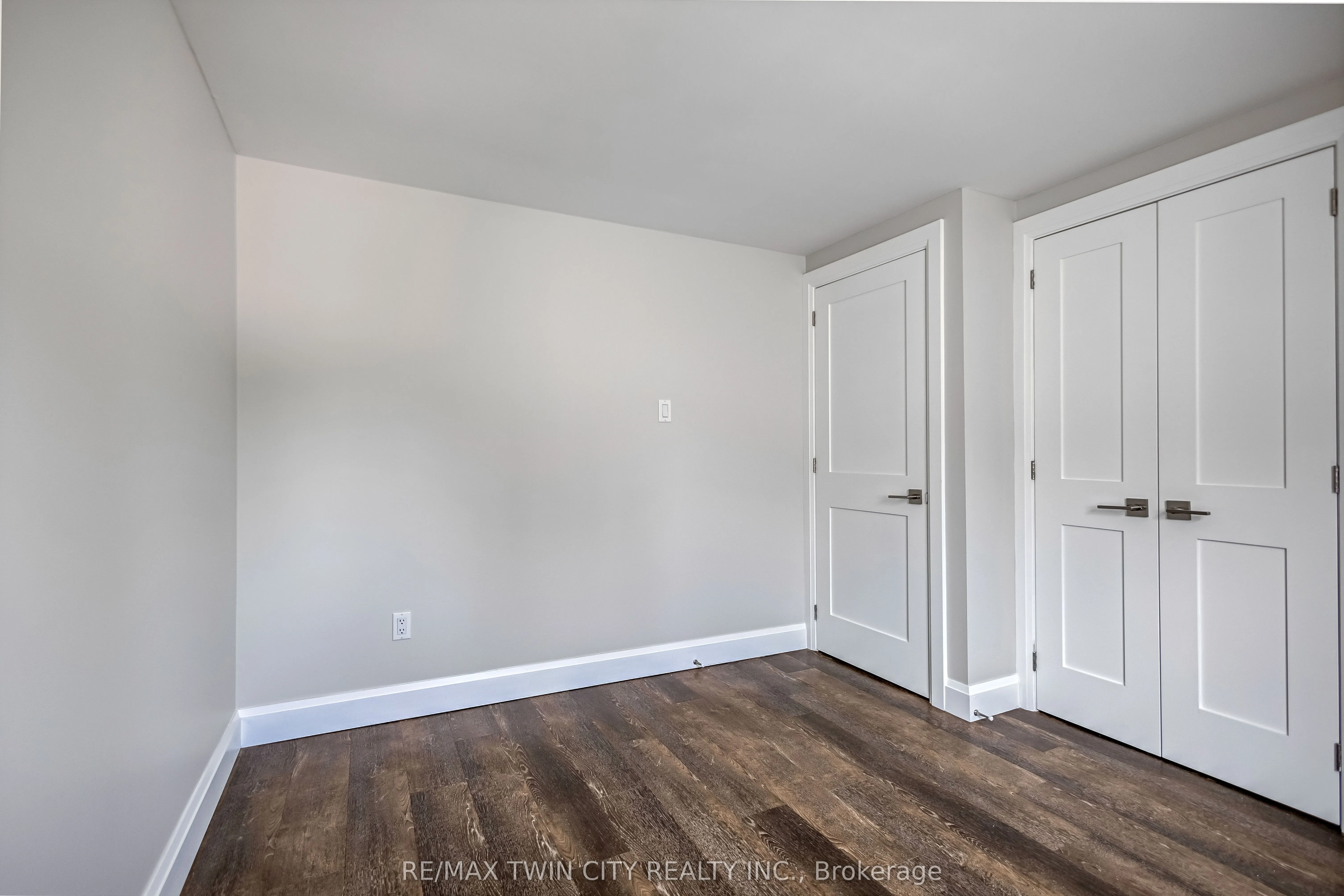 8 Oakhill Drive, #A