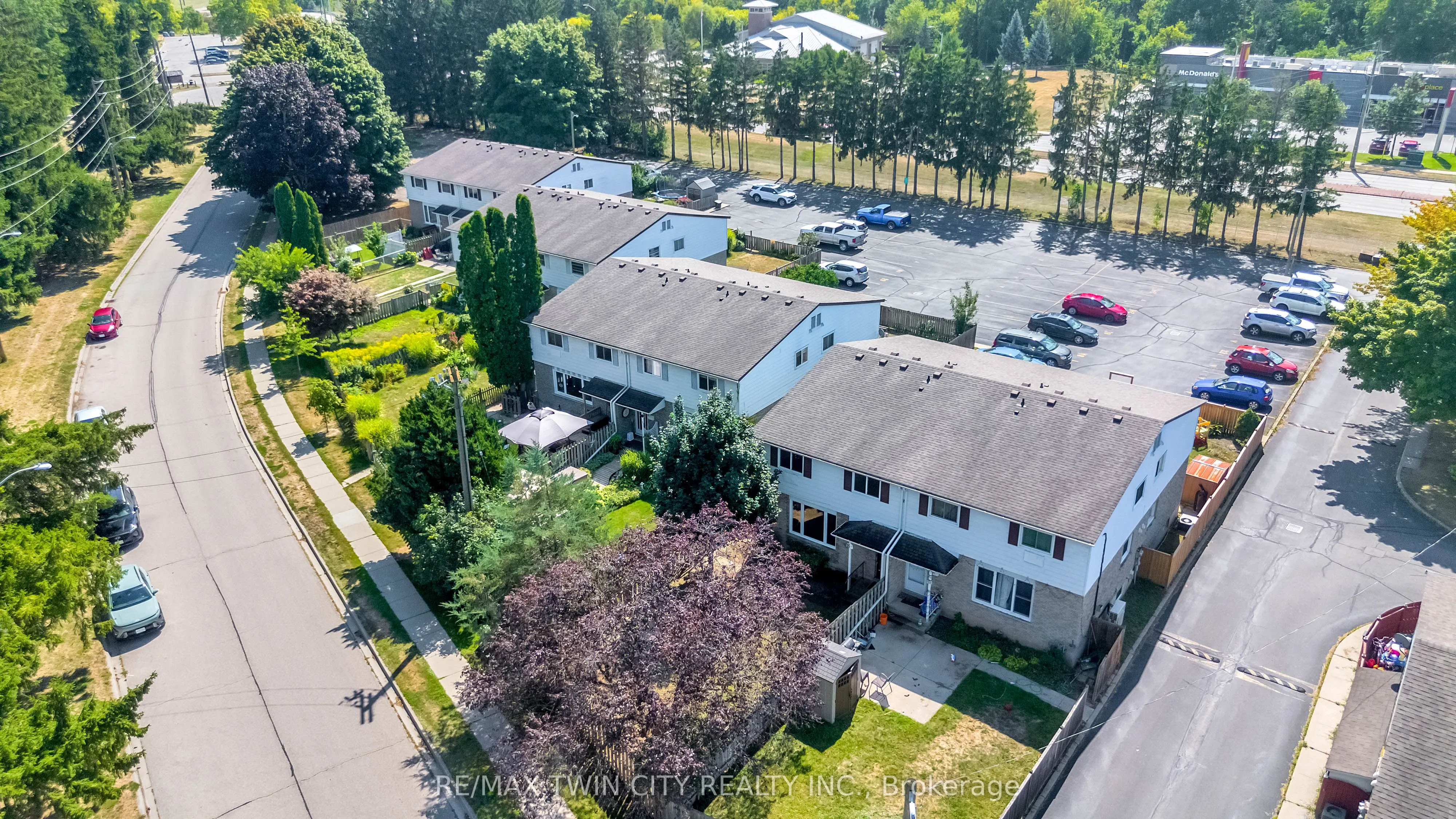 8 Oakhill Drive, #A
