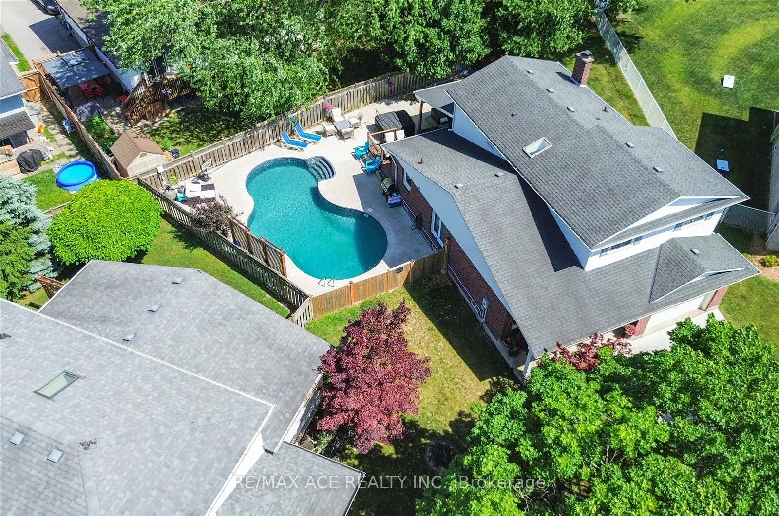 9 Parkview Court