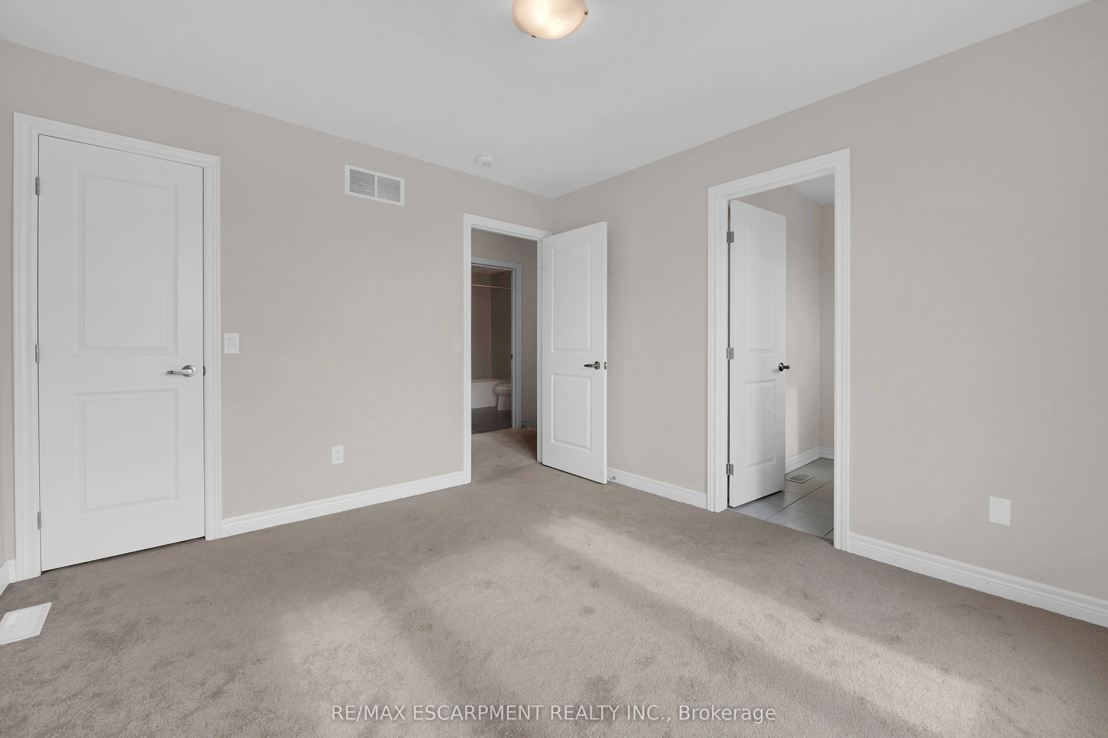 19 Picardy Drive, #6