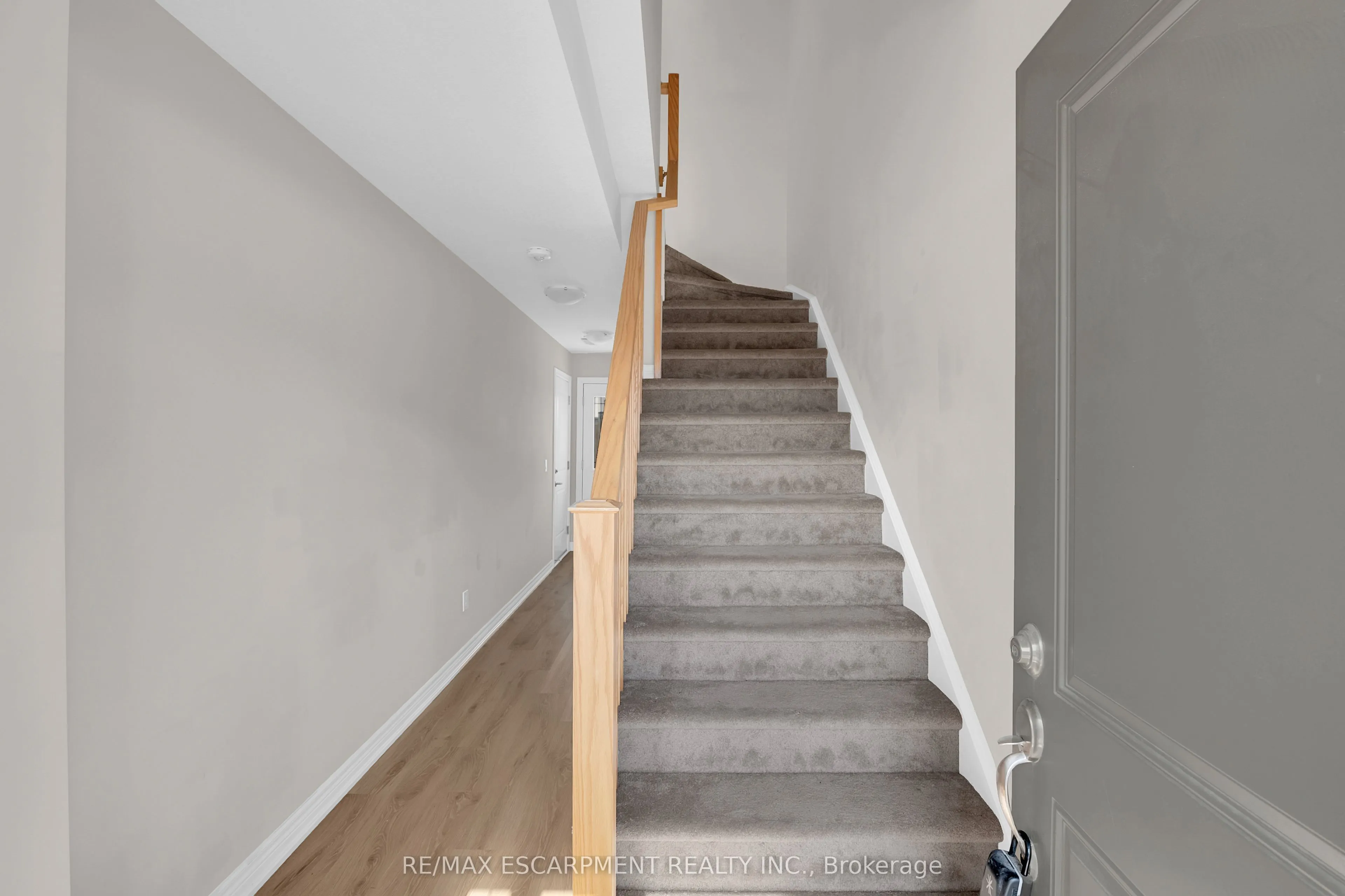 19 Picardy Drive, #6