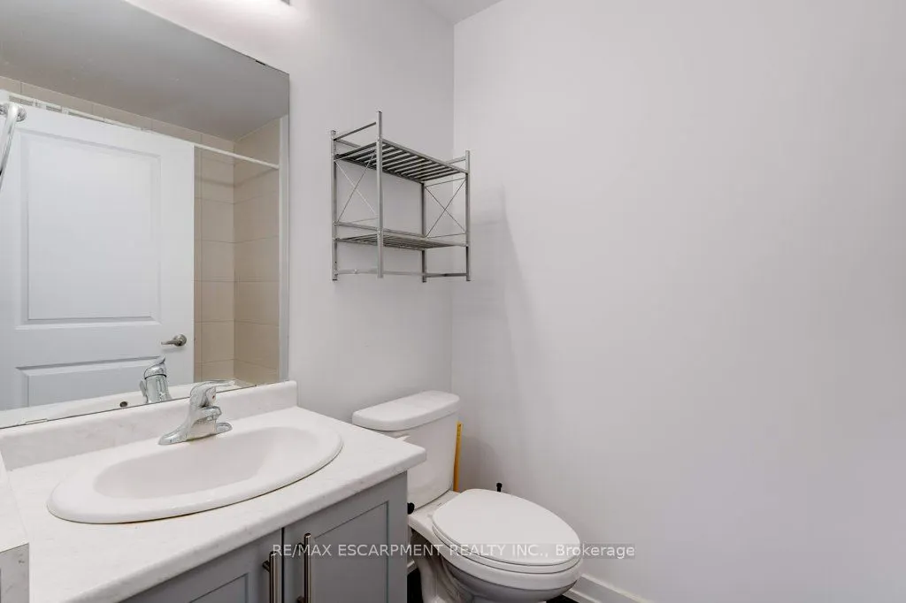 5055 GREENLANE Road, #213