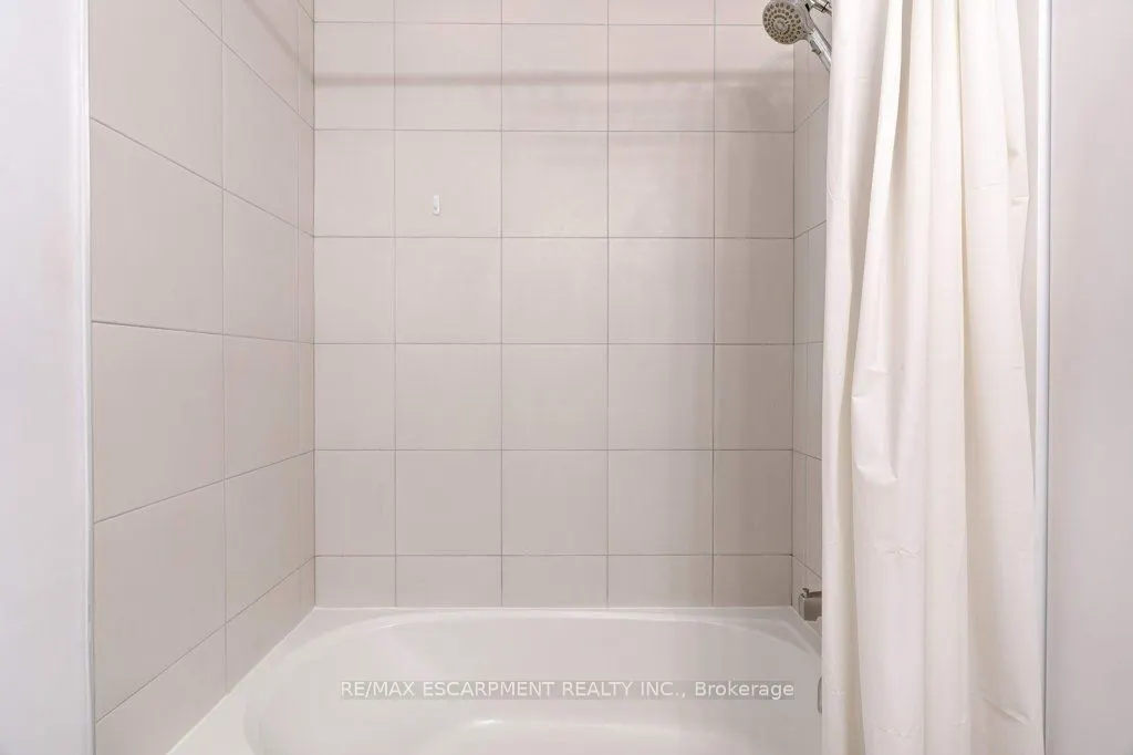 5055 GREENLANE Road, #213