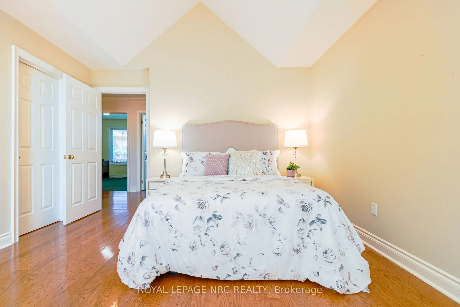 2A Juliana Crescent
