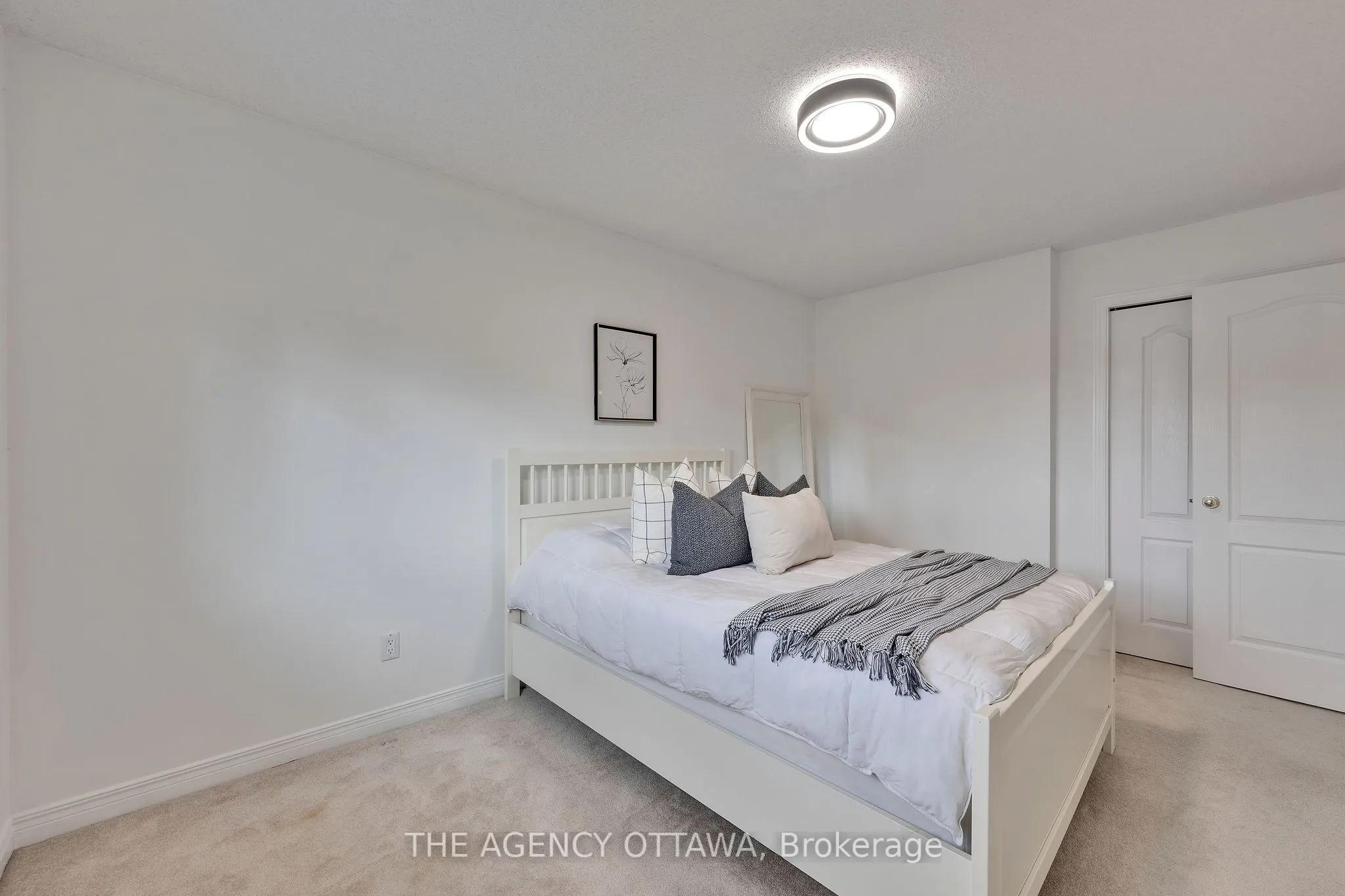 19 Forestglade Crescent