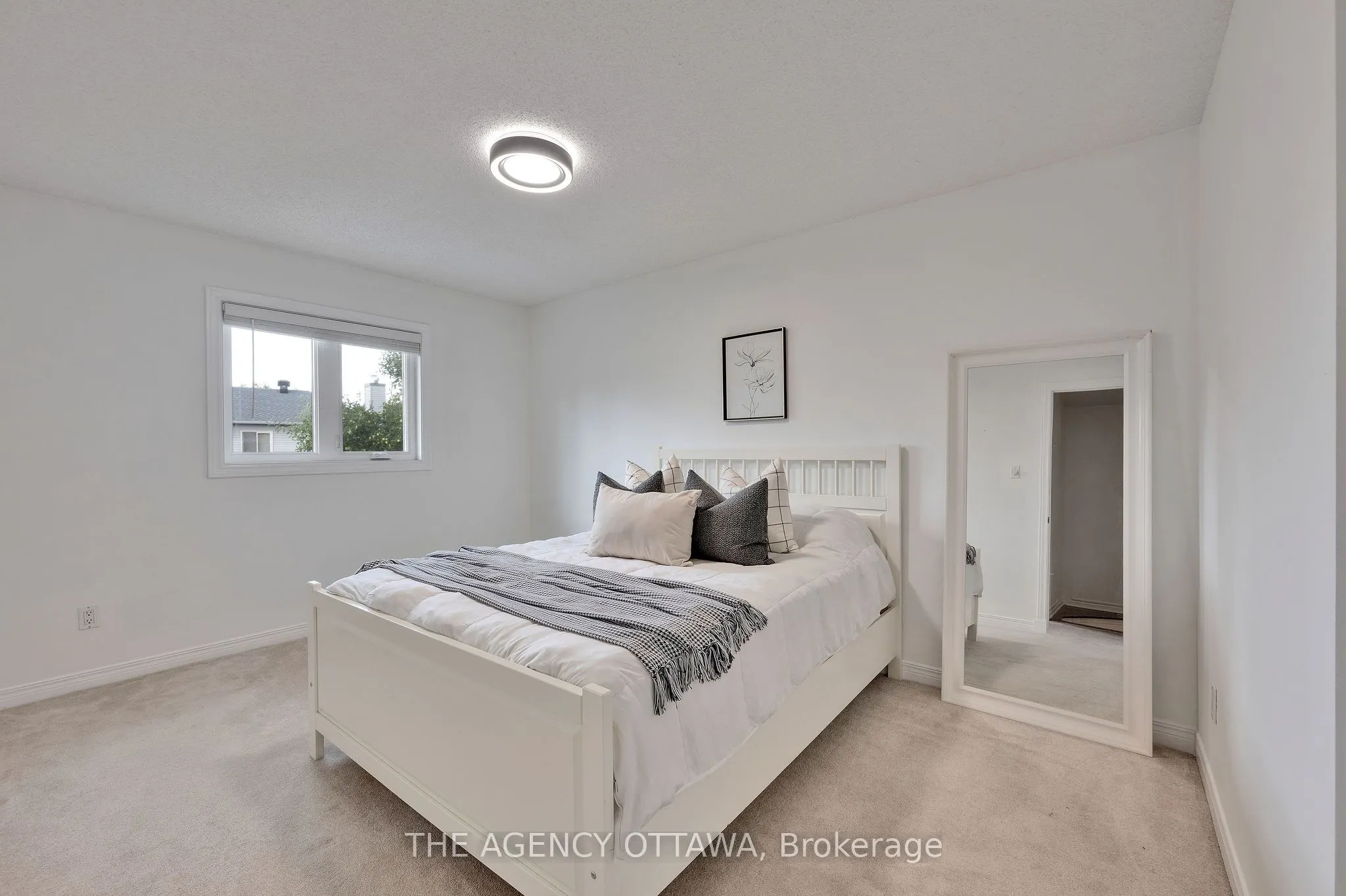 19 Forestglade Crescent