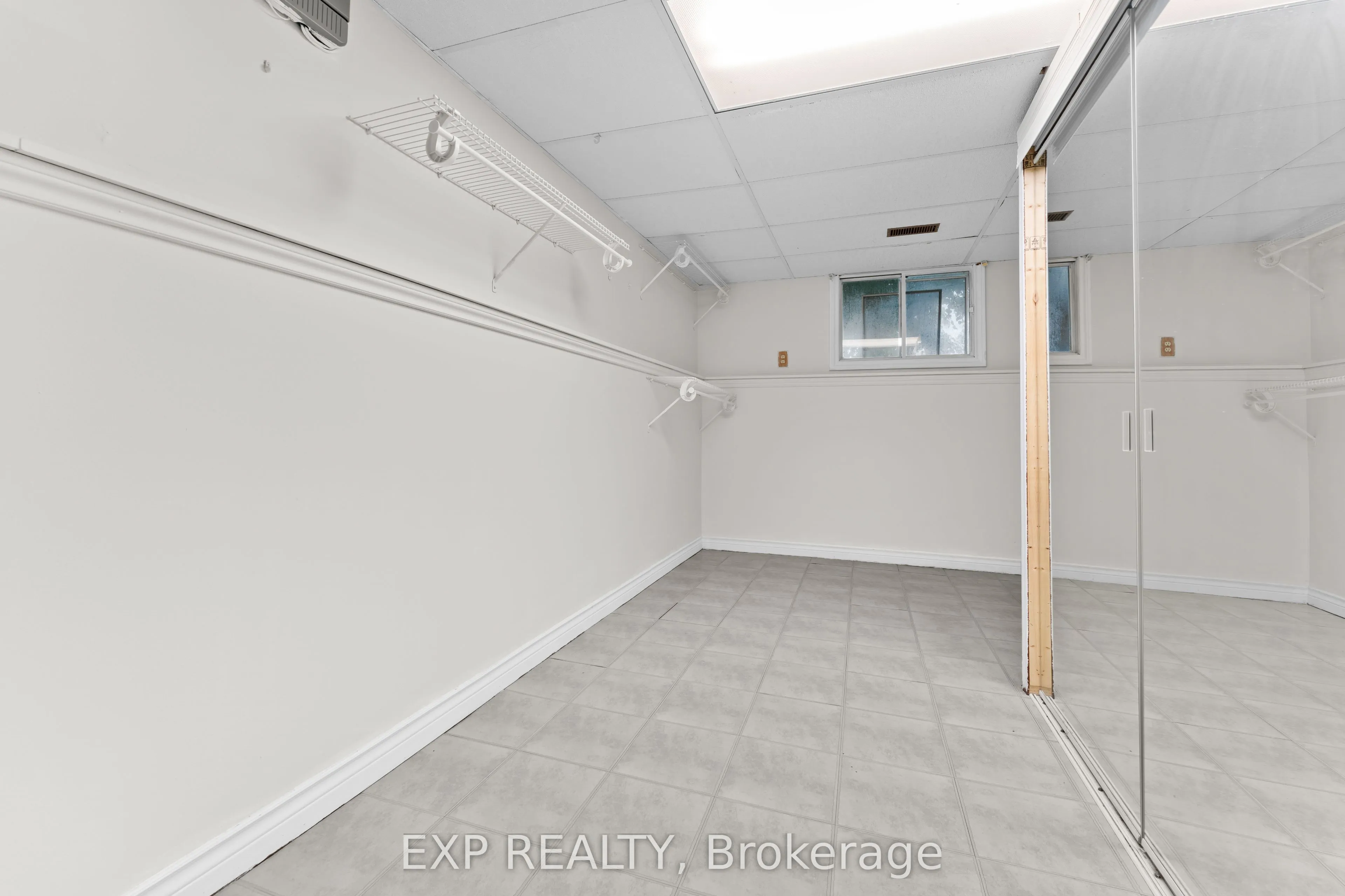 121 TollGate Road