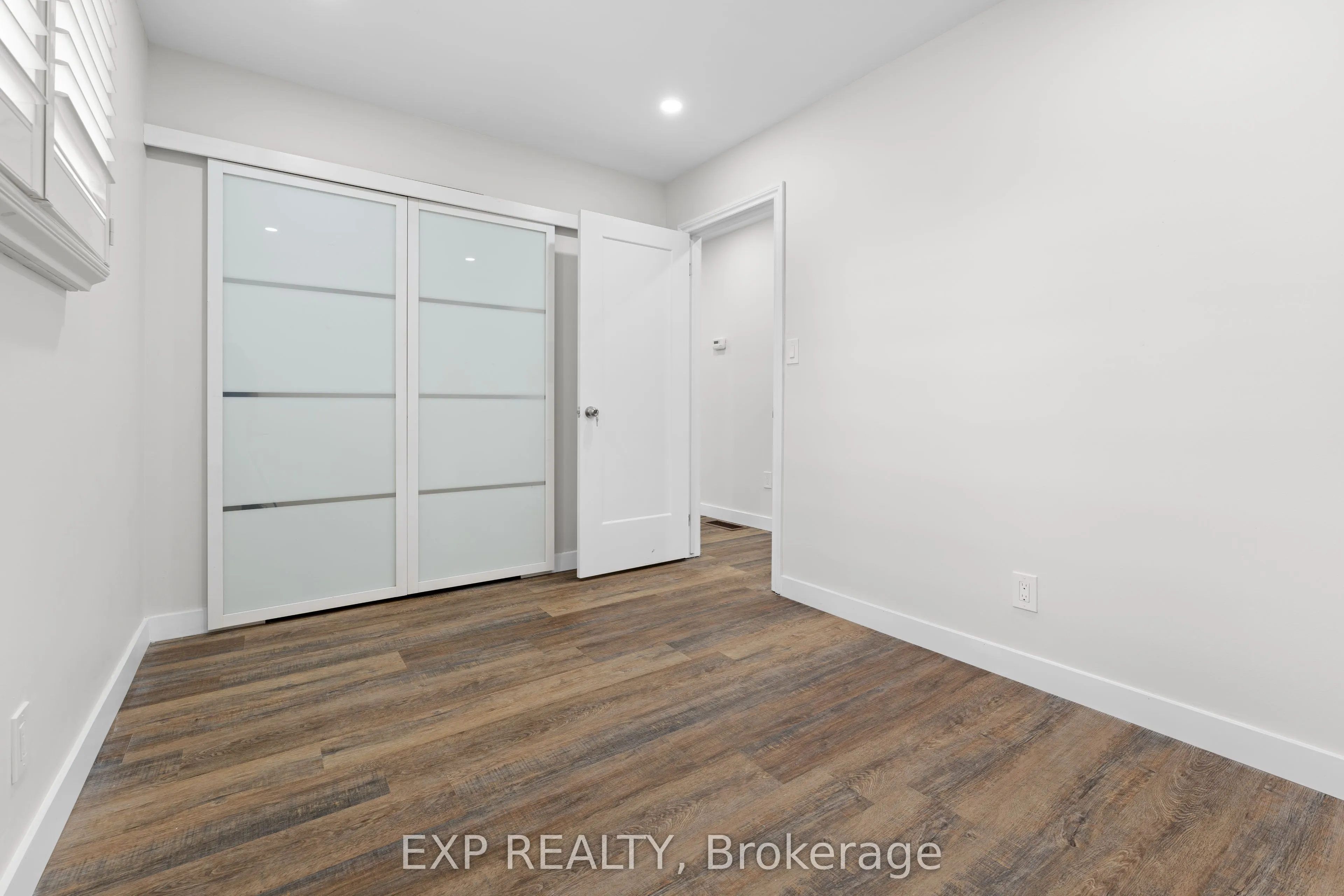 121 TollGate Road