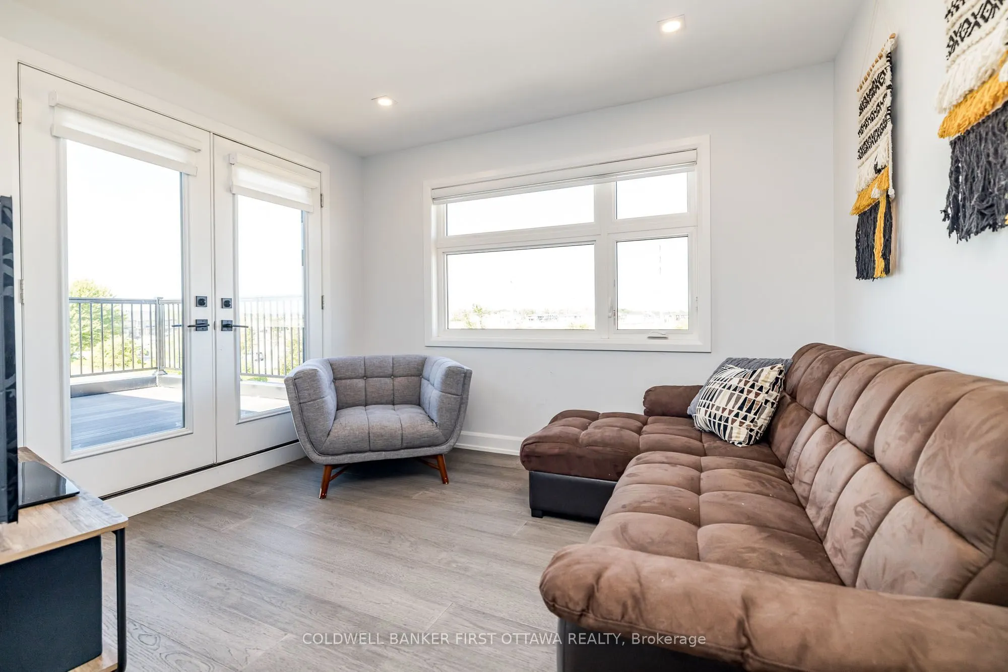 5758 Fernbank Road