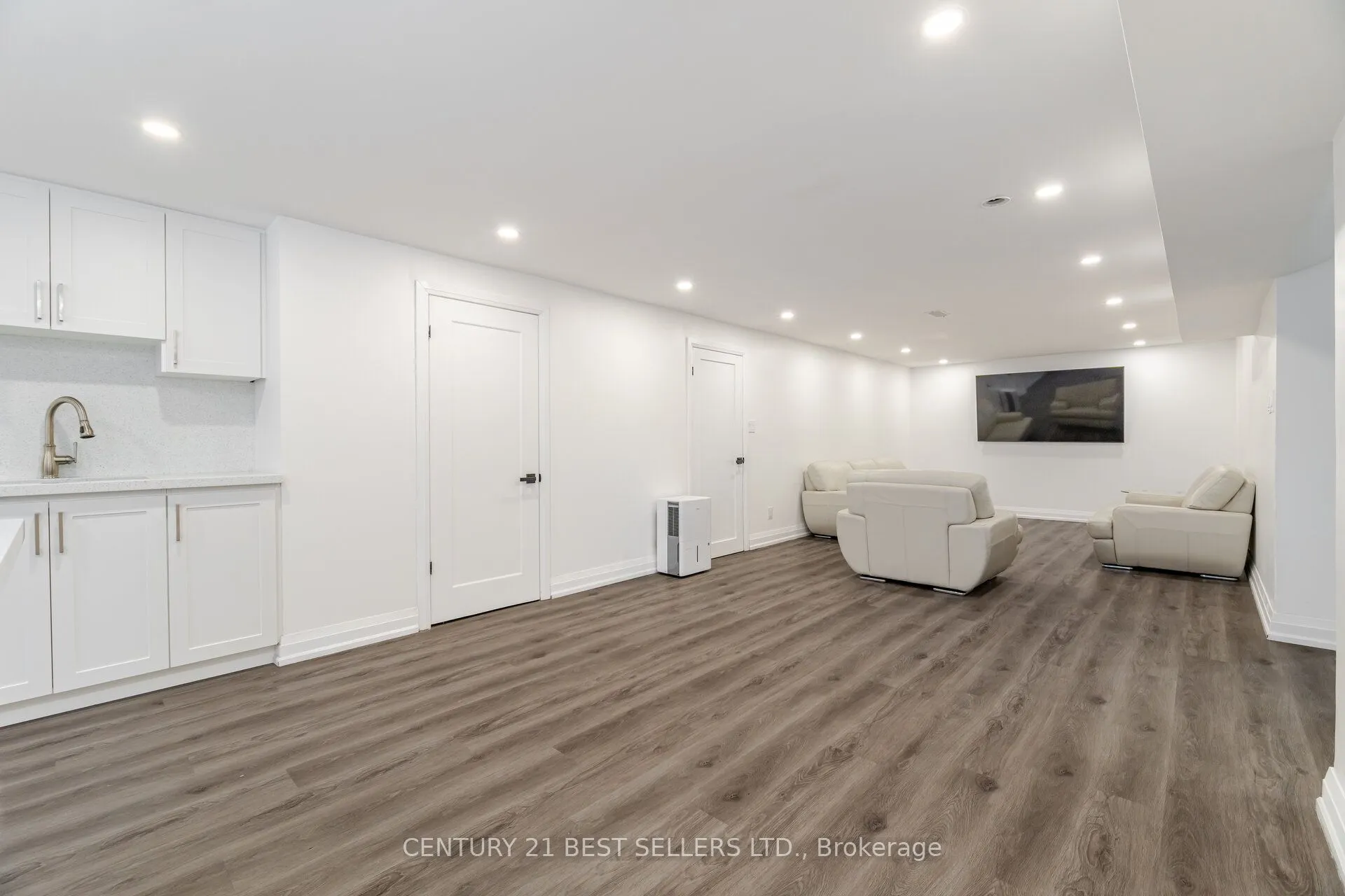 3446 Governors Road