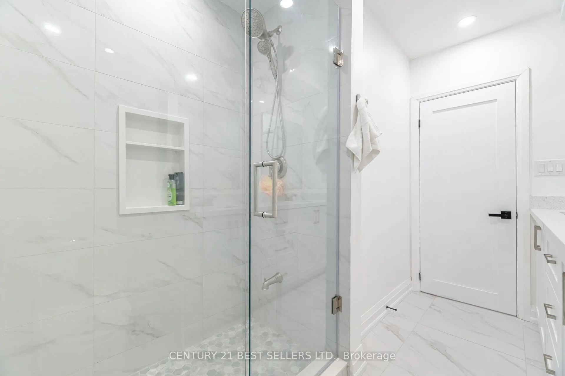 3446 Governors Road